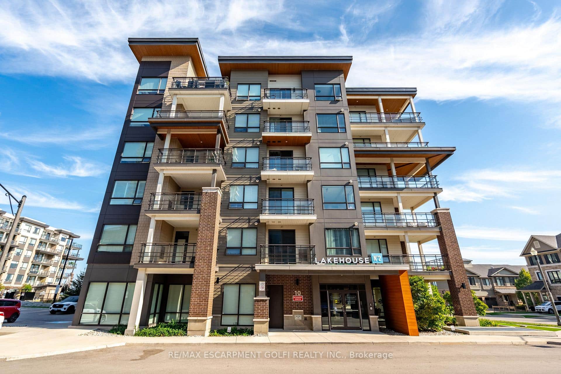 10 Esplanade Lane Unit 310