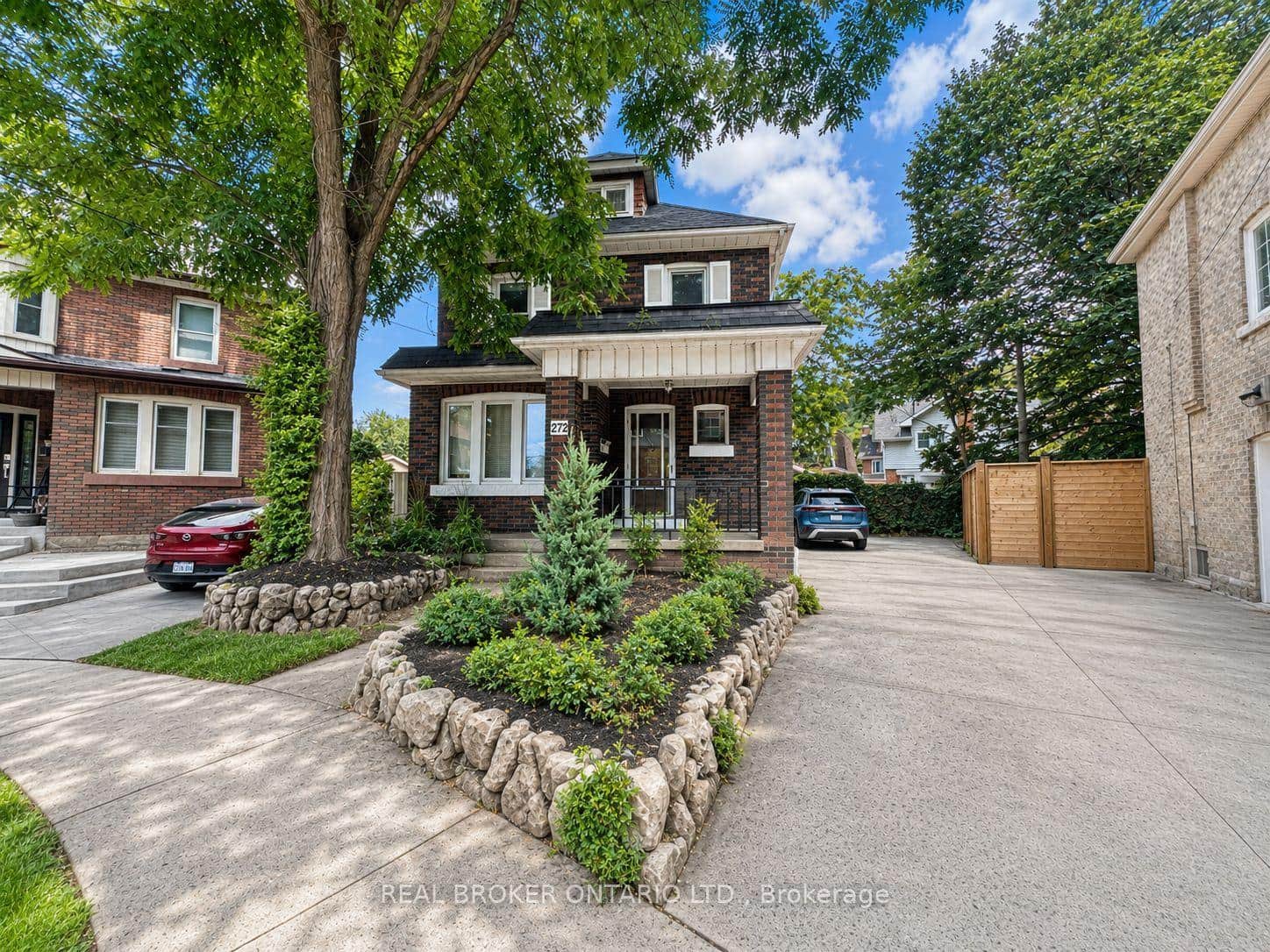 272 Stinson Crescent Unit Upper