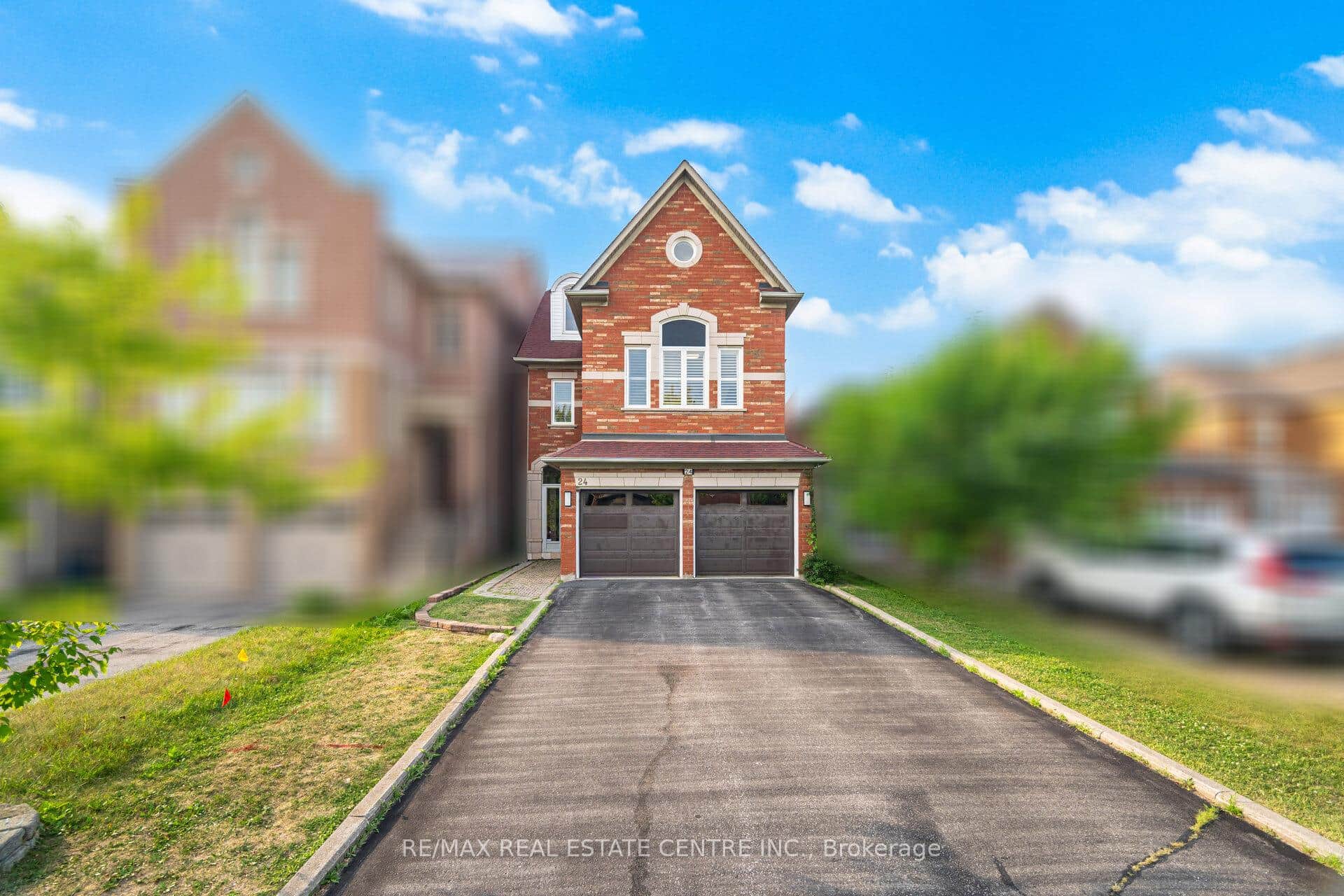 24 Futura Avenue