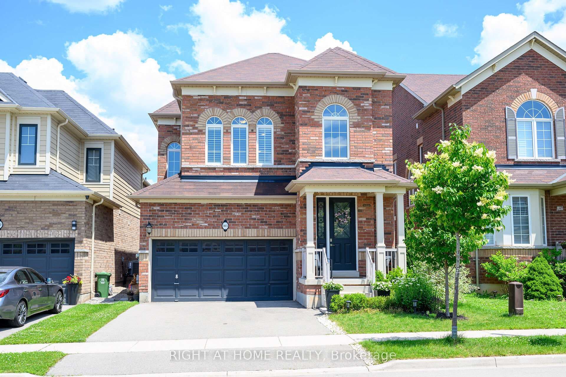 103 Macbean Crescent