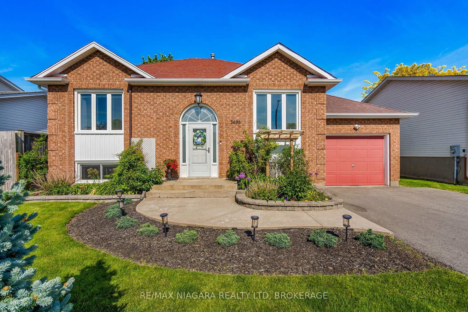 3698 Sussex Lane