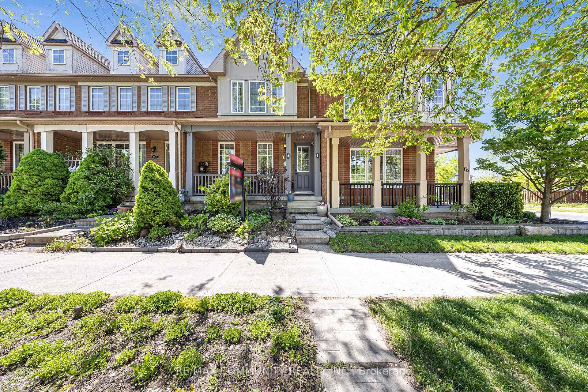 65 White's Hill Avenue