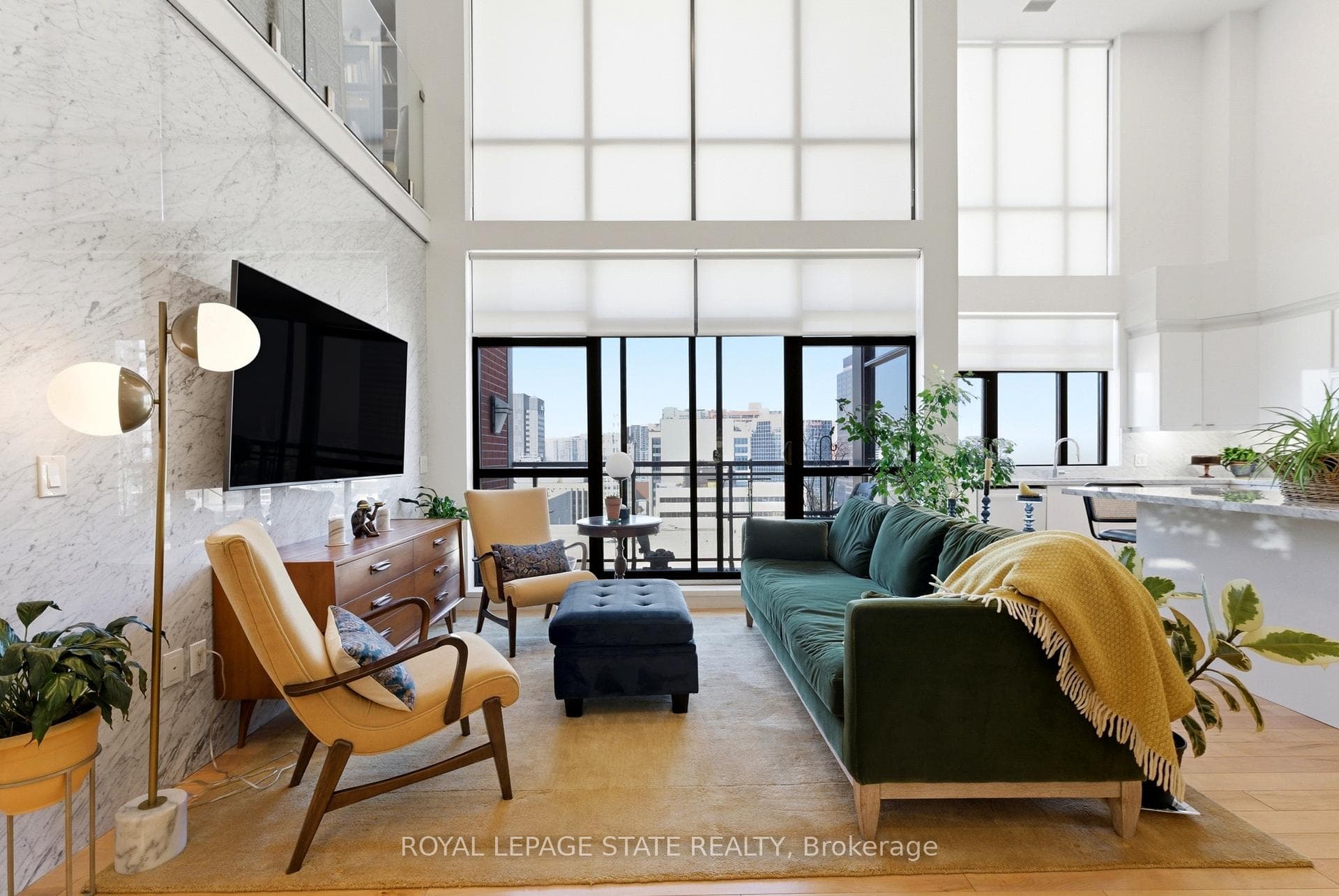 112 King Street Unit PH4