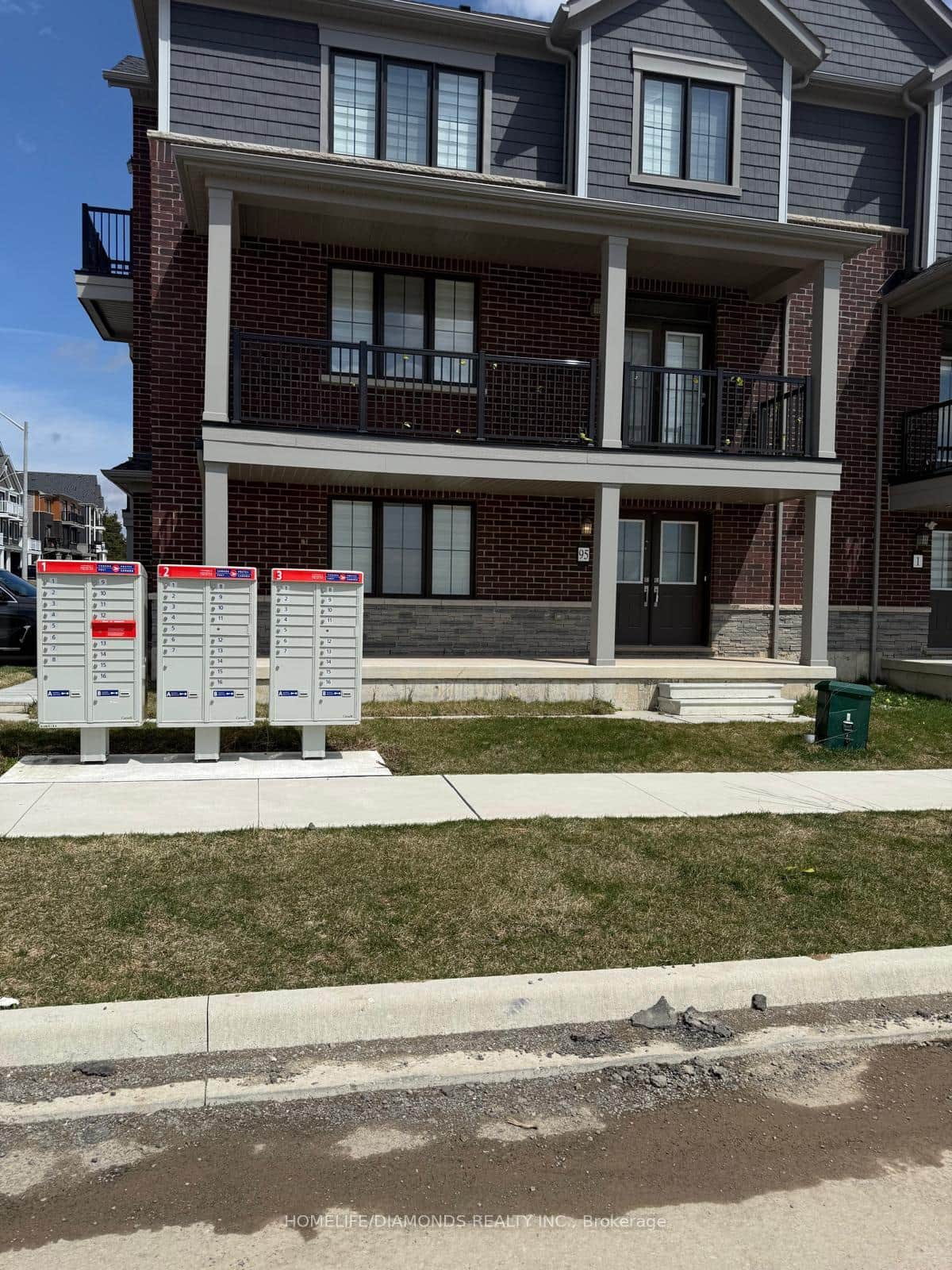 95 NORWICH Crescent