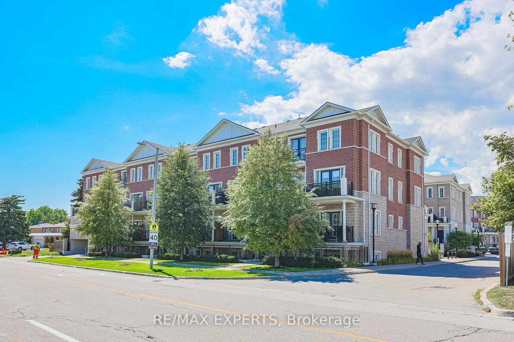 26 Bruce Street Unit B11