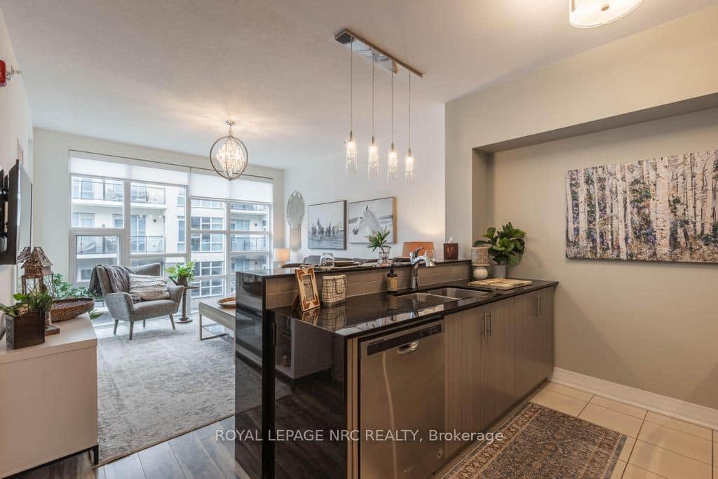 10 Concord Place Unit 412