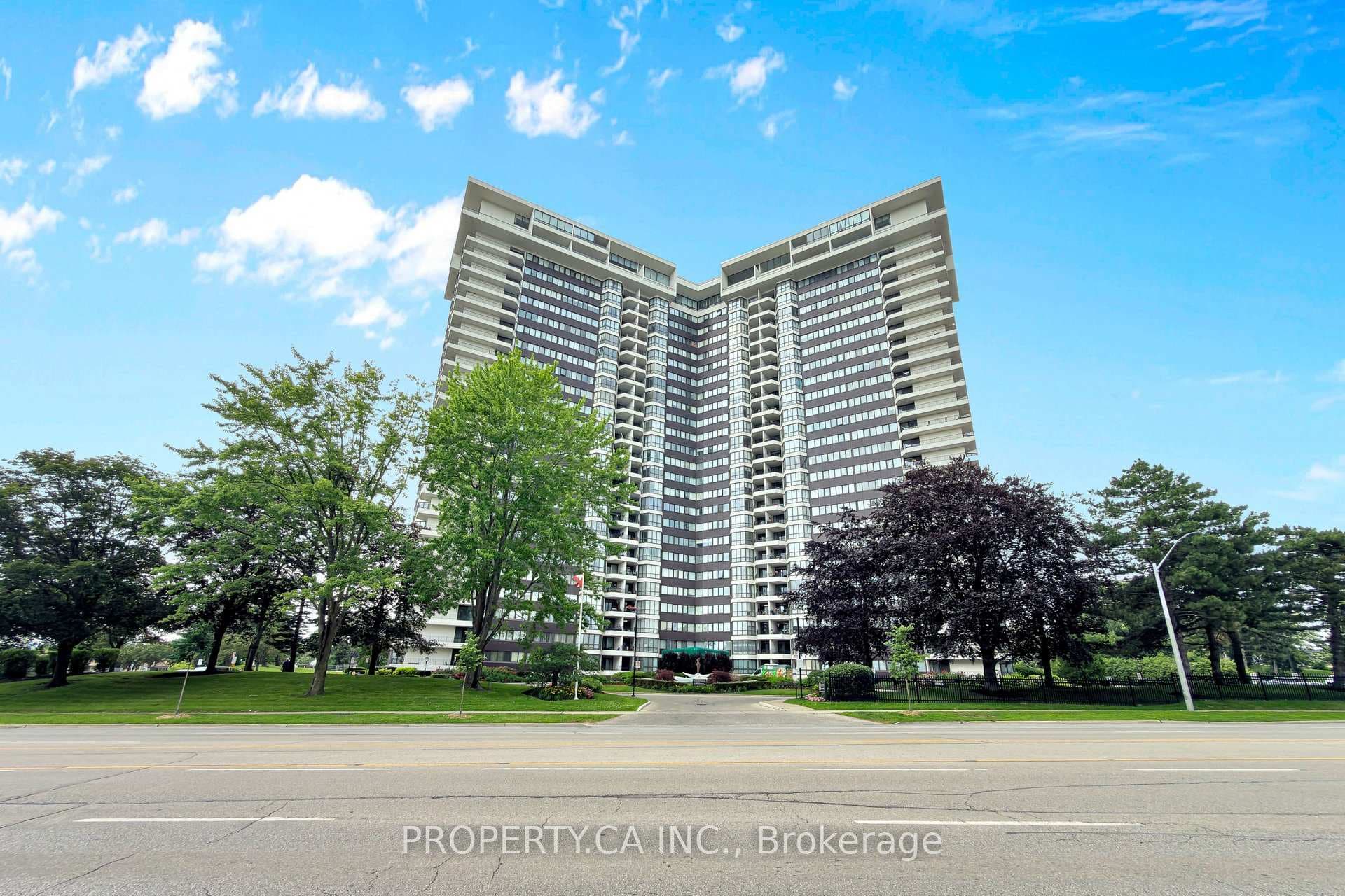 1333 Bloor Street Unit 802