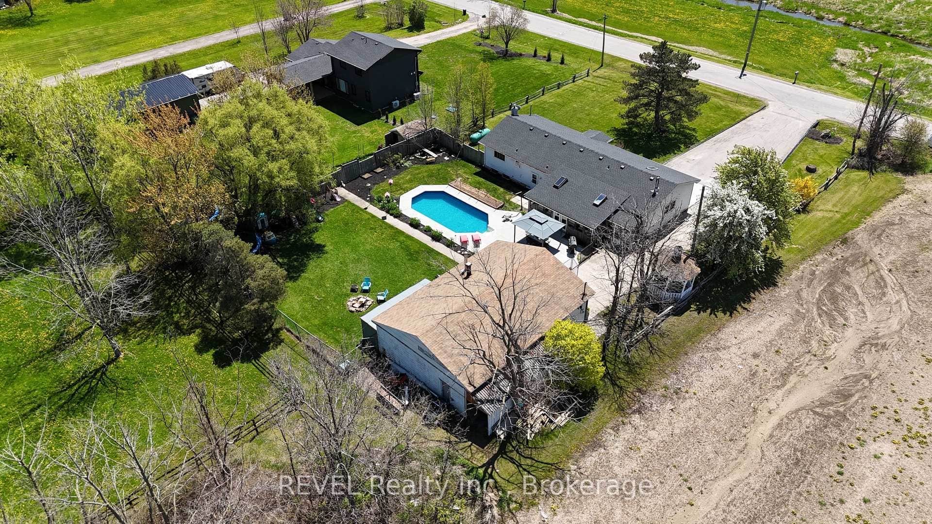 350 Kemp Road