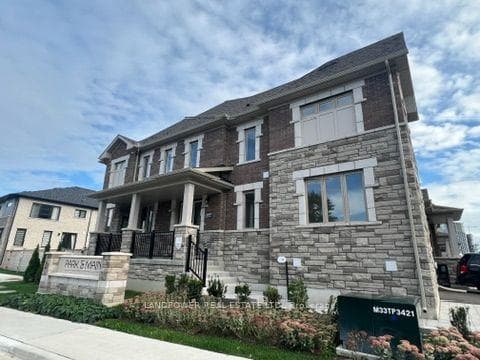 157 Anna Russell Way