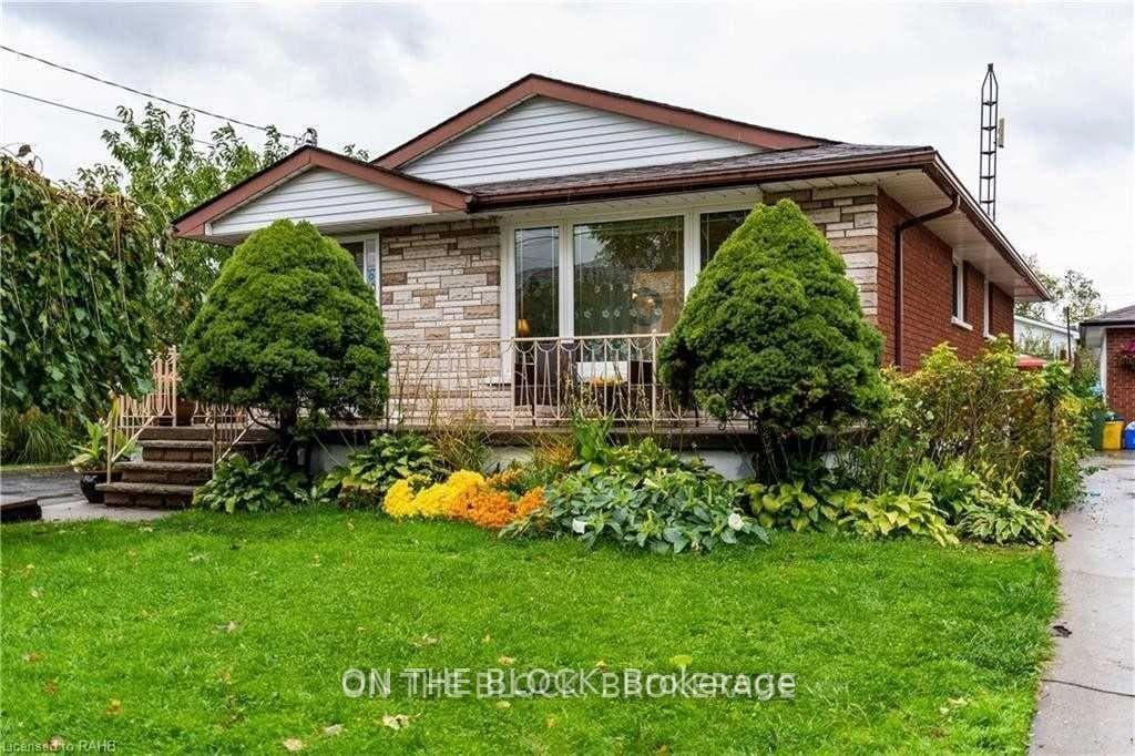 151 Nugent Drive Unit Upper