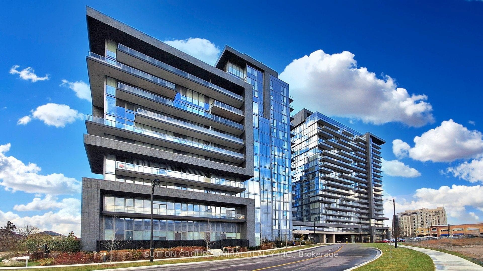 10 Gatineau Drive Unit 913