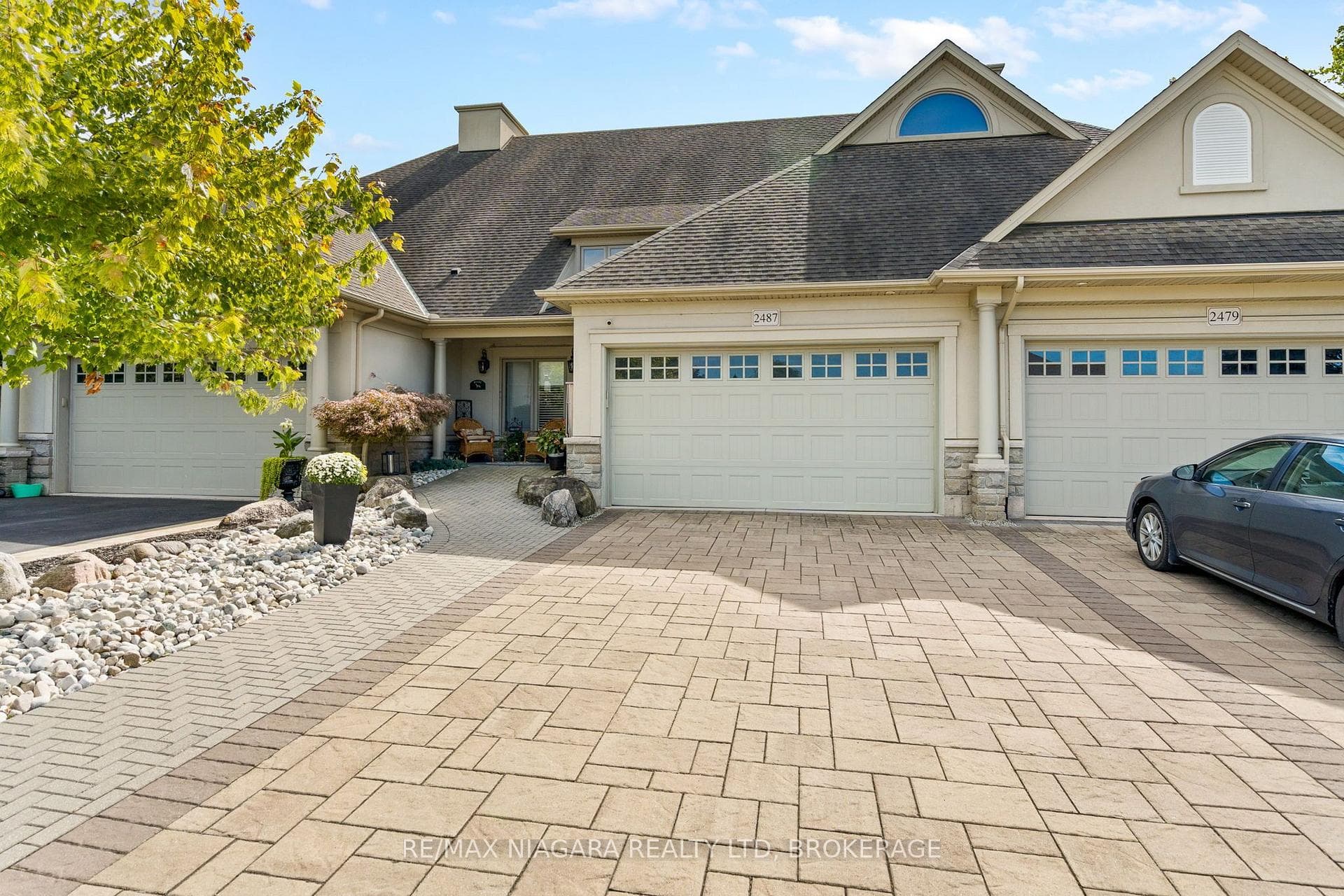 2487 WALKER Court