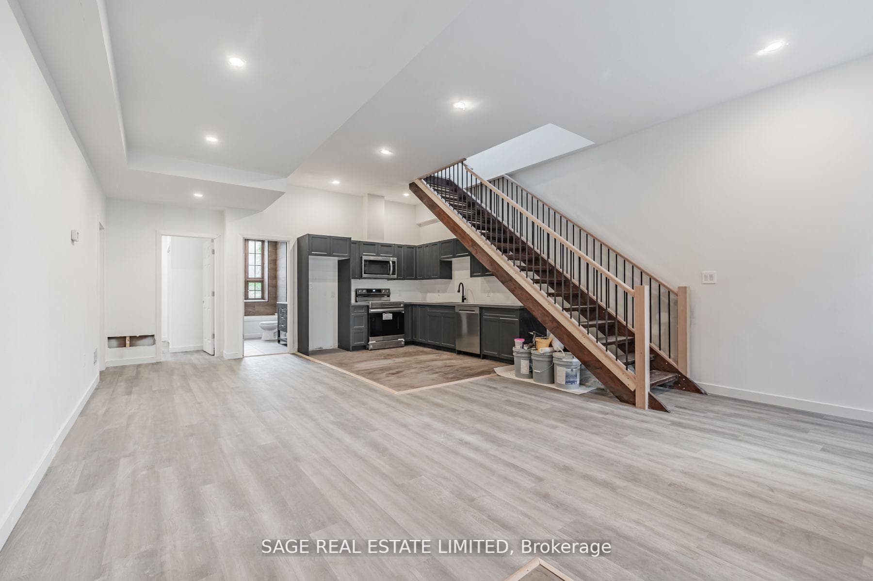 14 Cross Street Unit 10