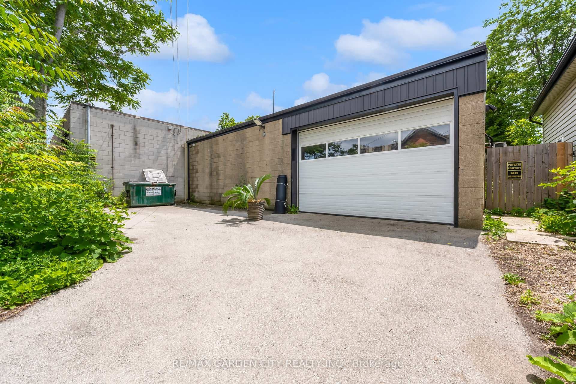 16 Myrtle Avenue Unit 1