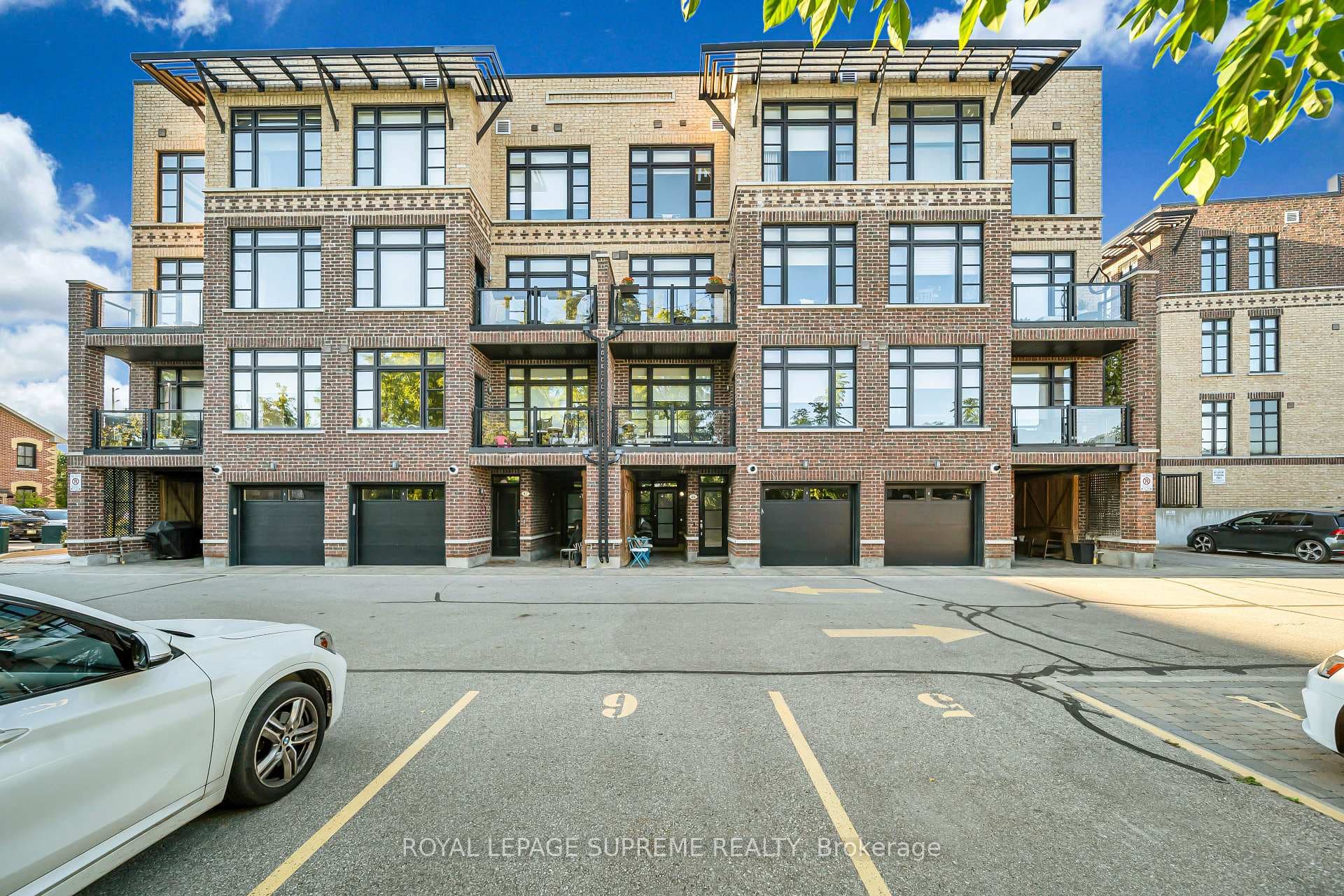 8167 Kipling Avenue Unit 43