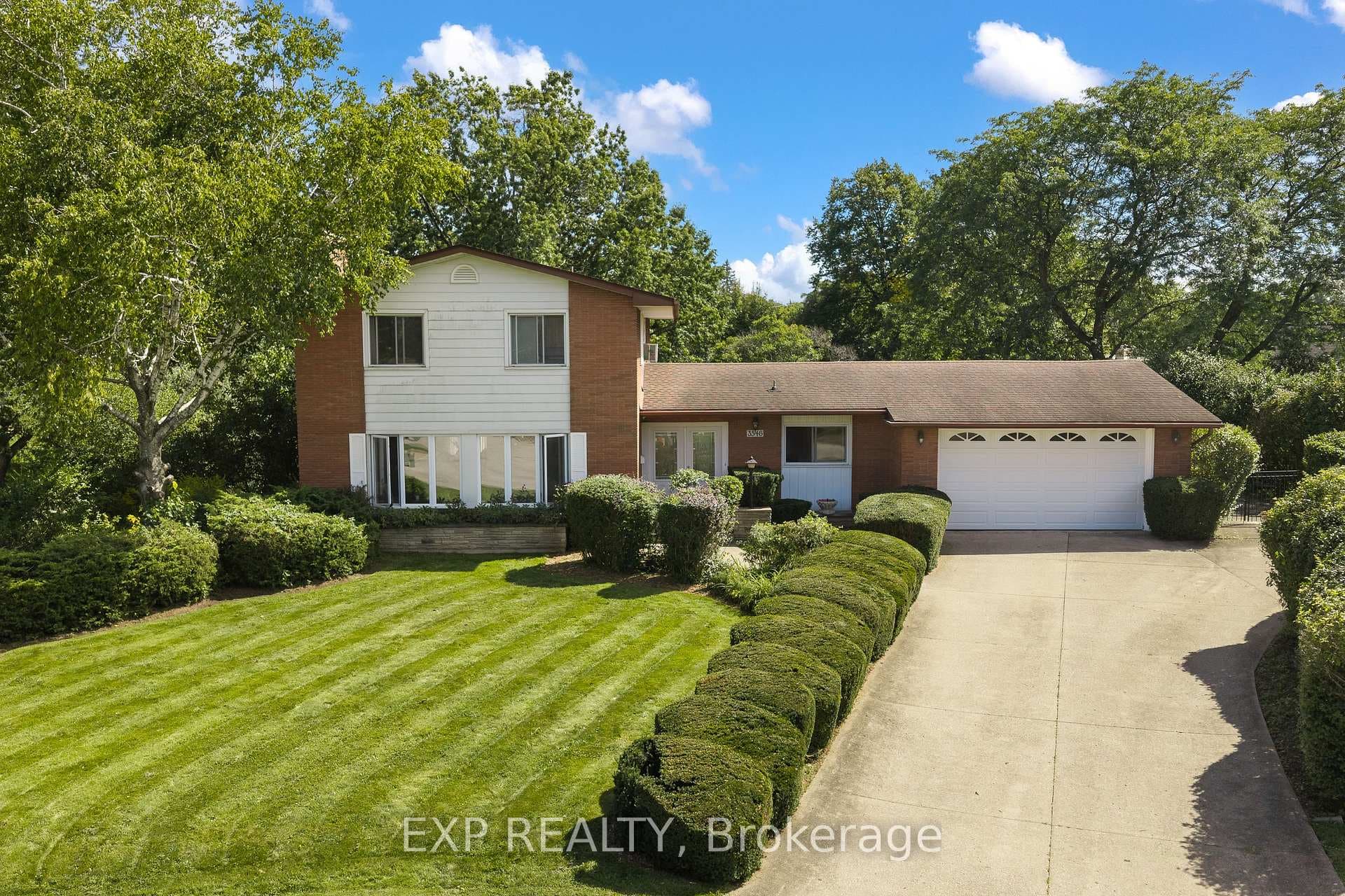 3546 Eton Crescent