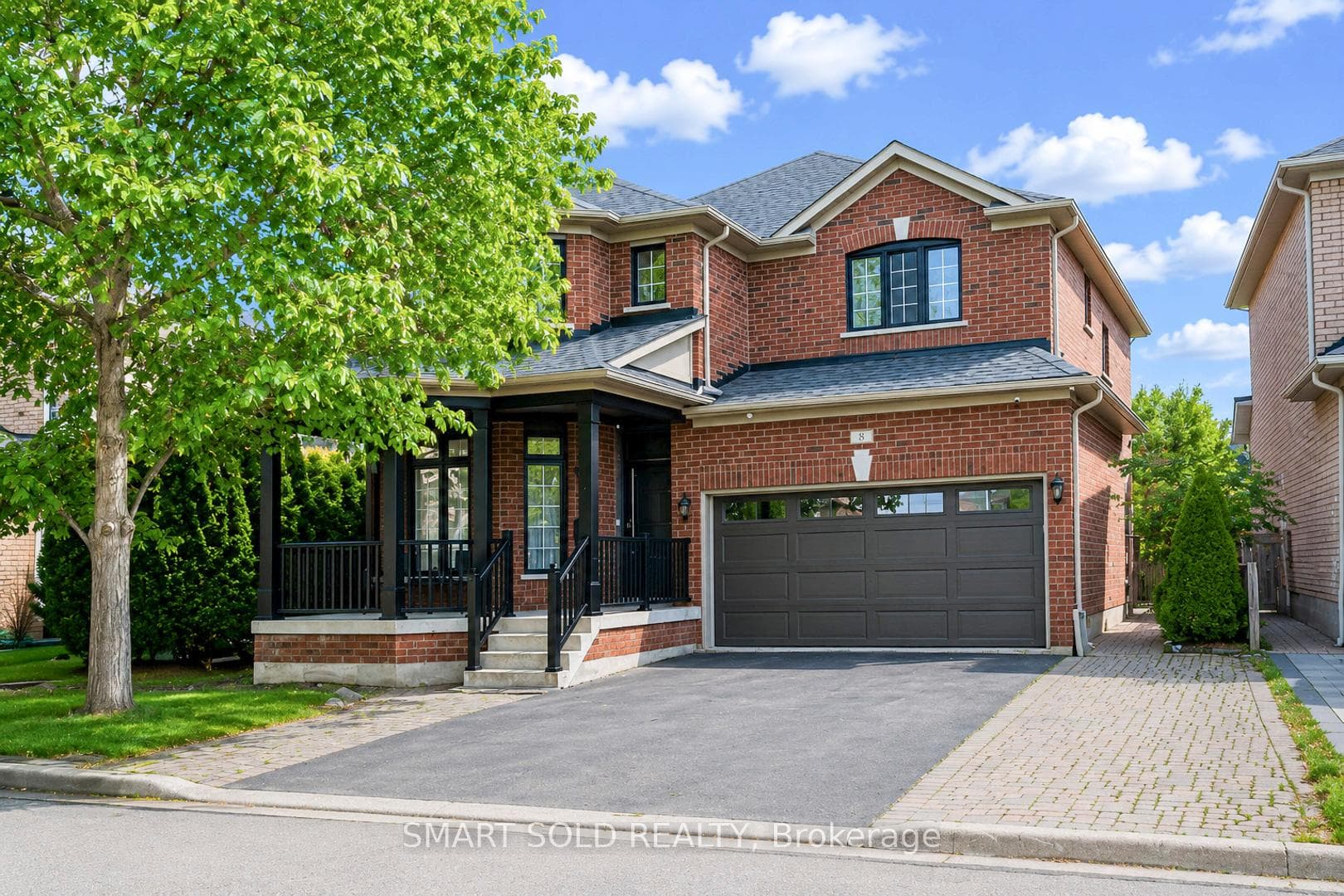 8 Gordon Weeden Road