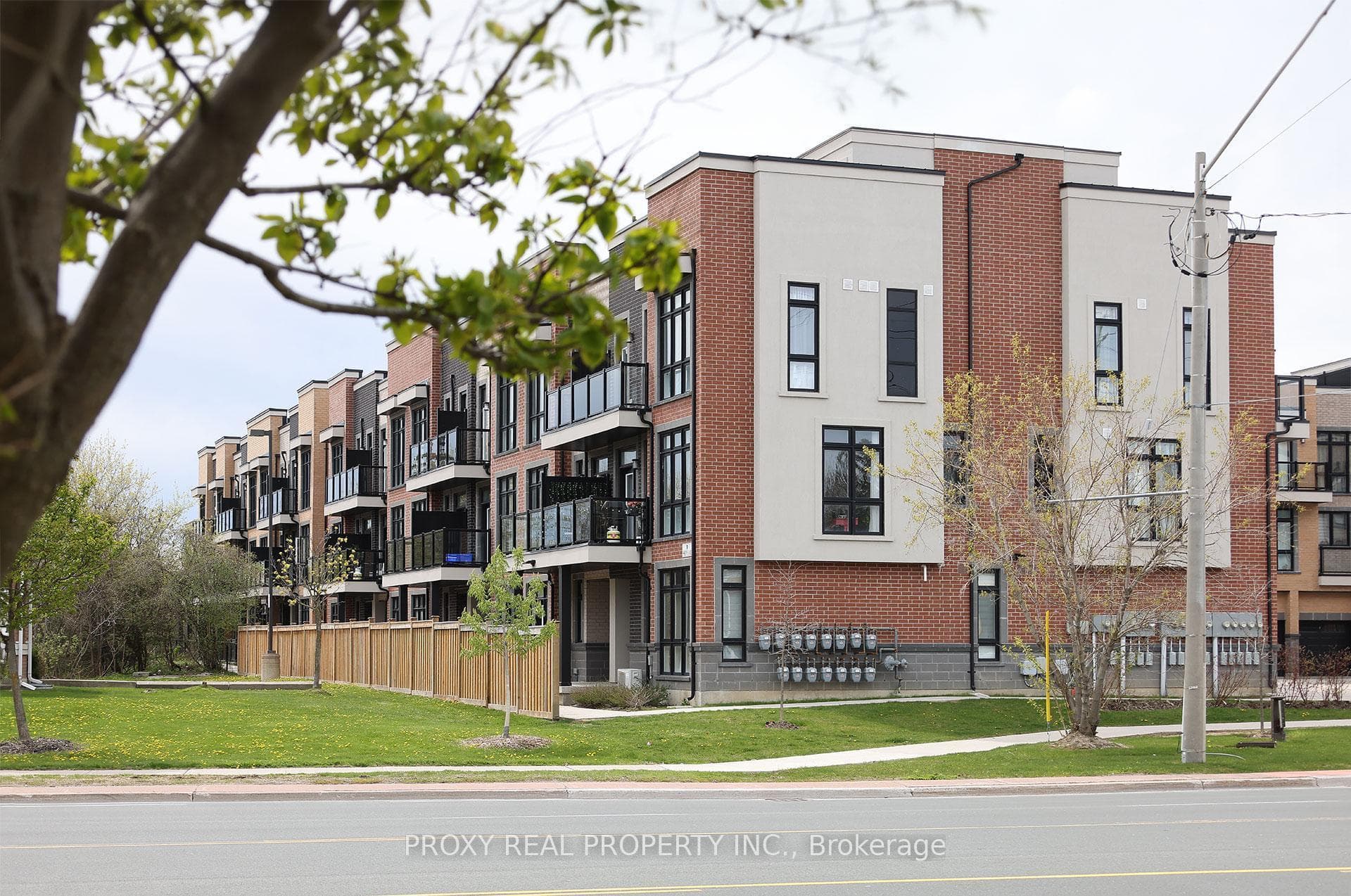 9 Phelps Lane Unit 18