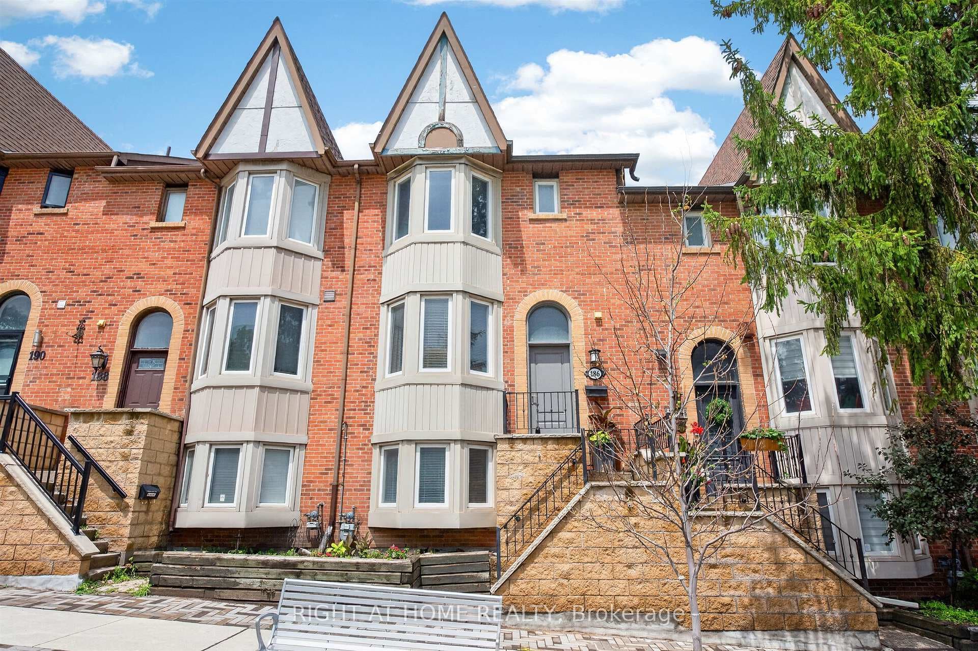 186 Woodbridge Avenue Unit 45