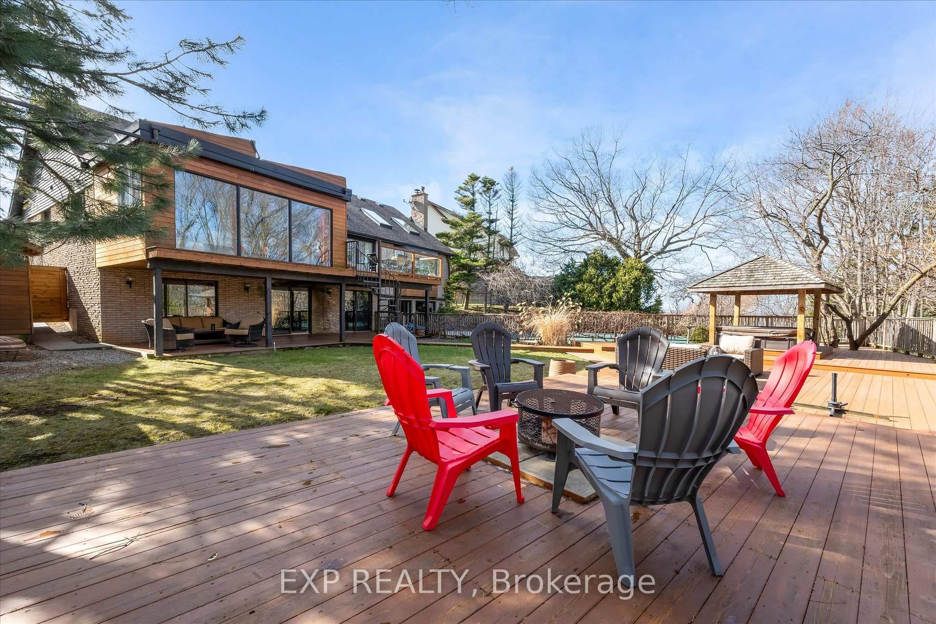39 Hilts Drive