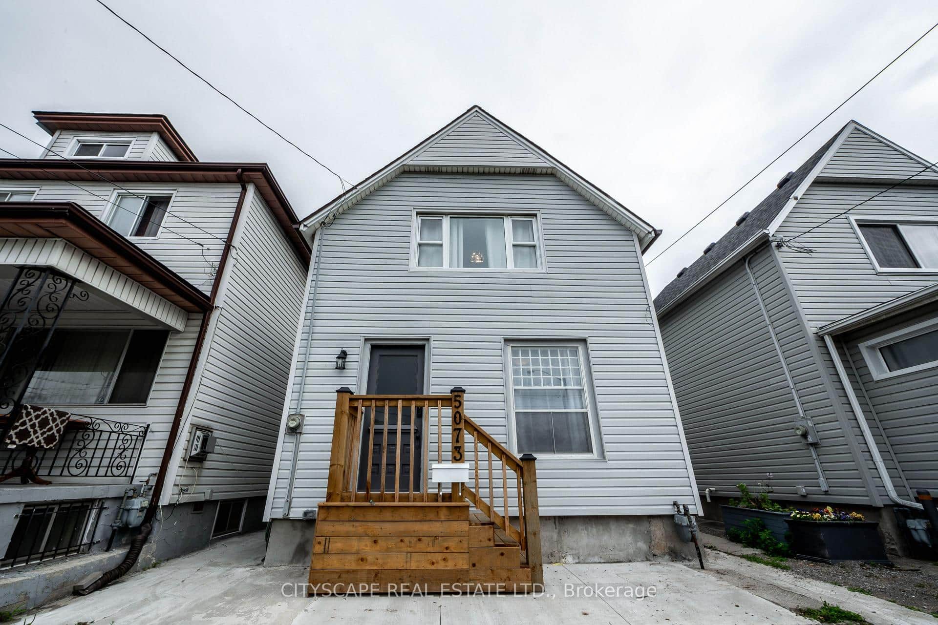 5073 Kitchener Street