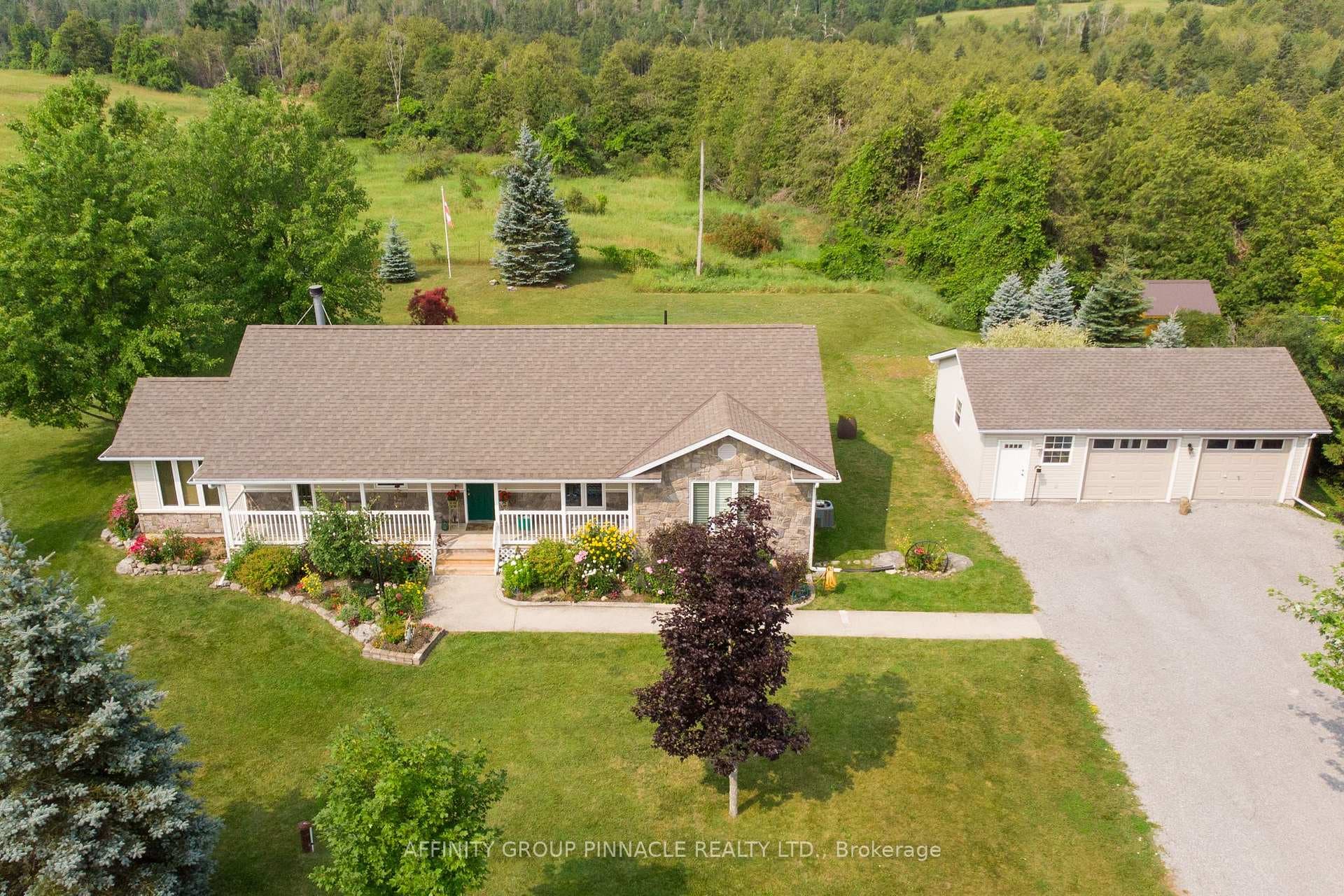 243 Fairbairn Road