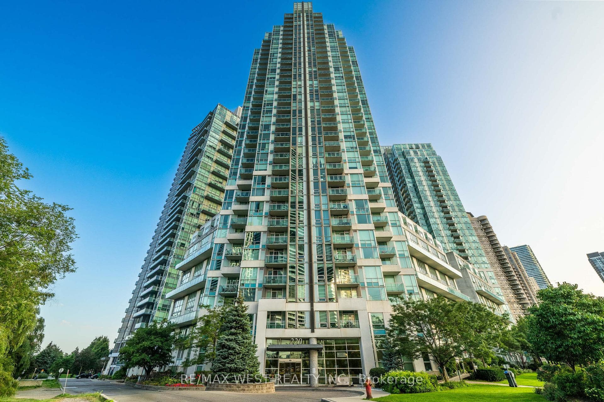 220 Burnhamthorpe Road Unit 1710