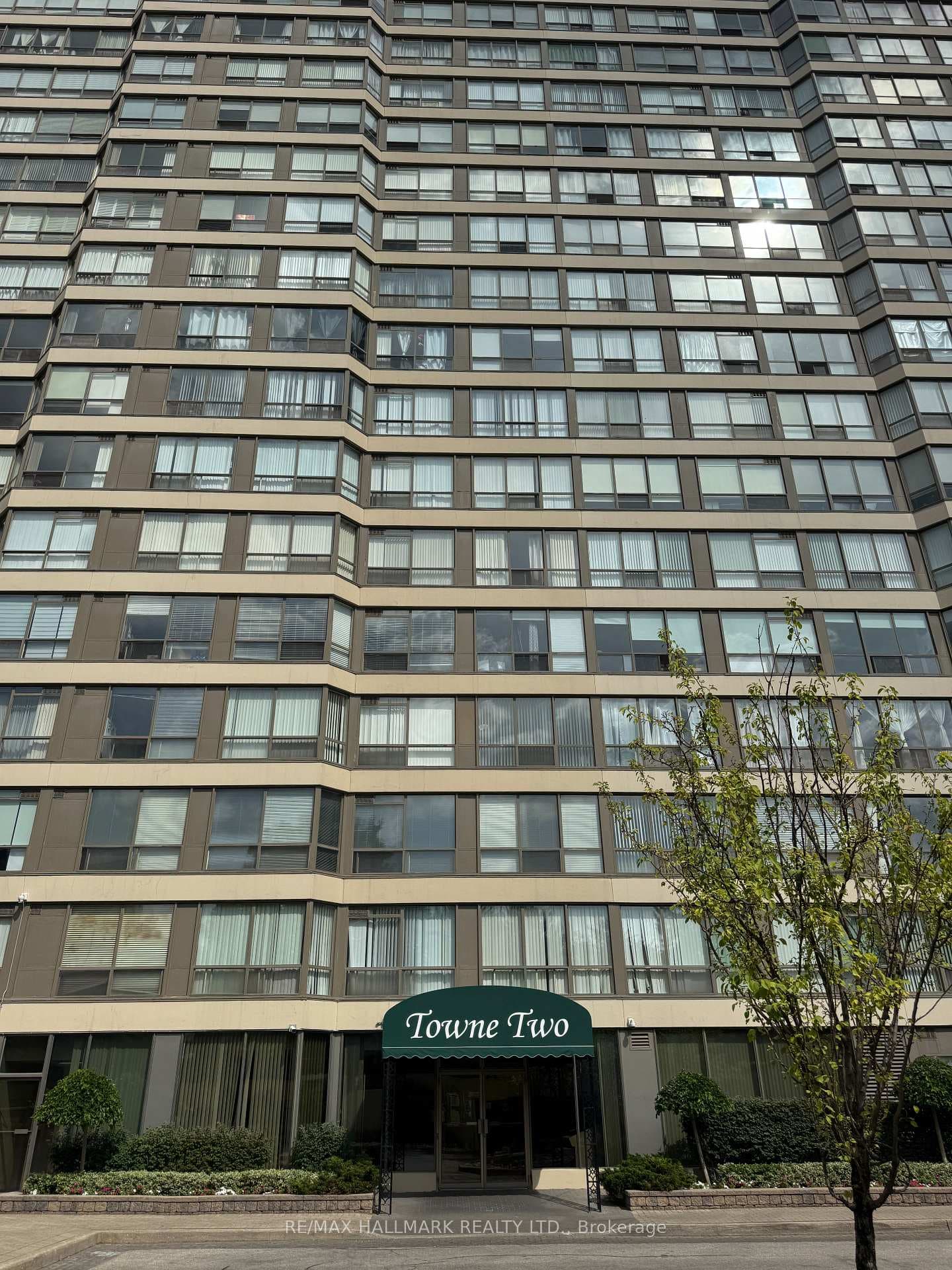 55 Elm Drive Unit 501