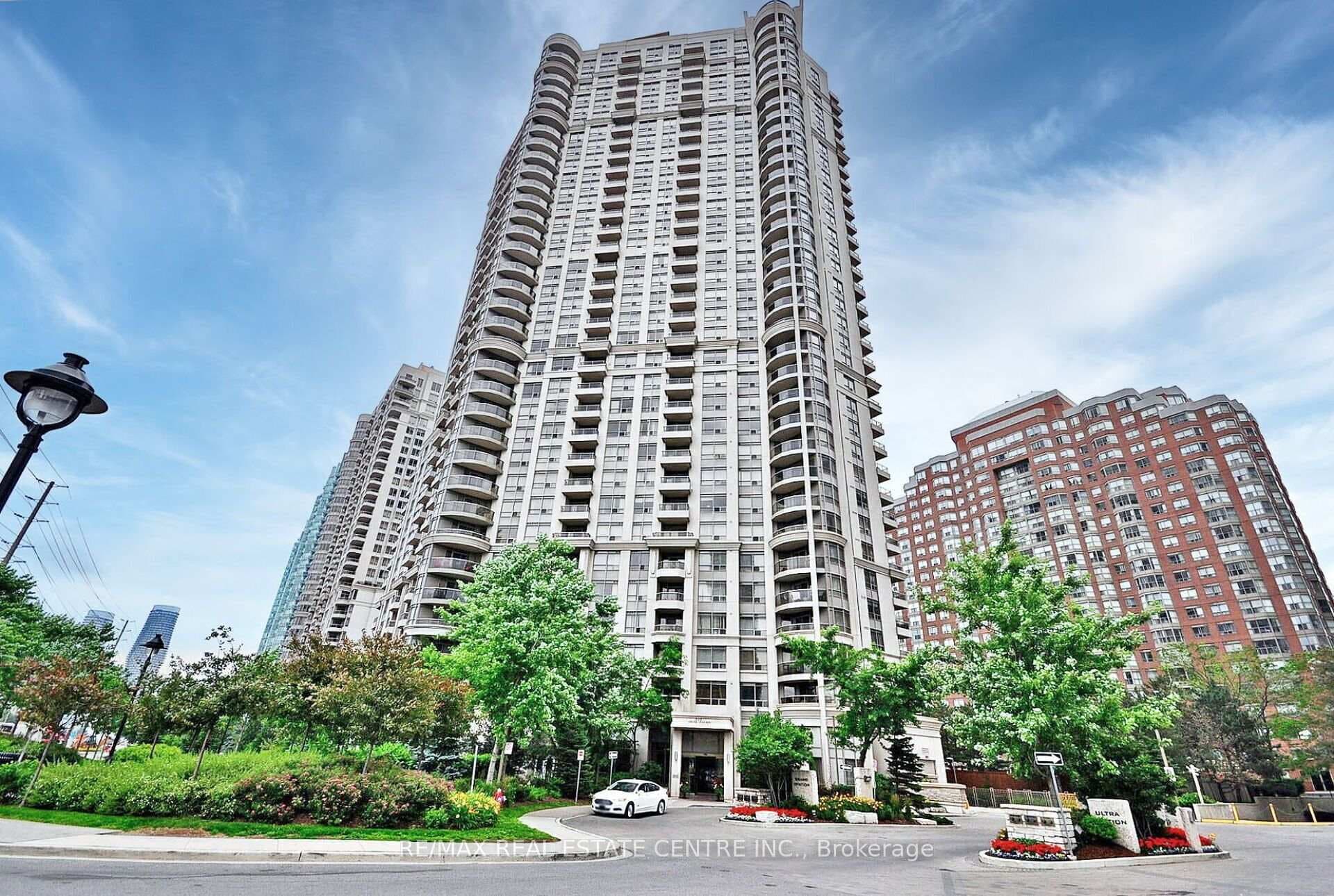 310 Burnhamthorpe Road Unit 1701