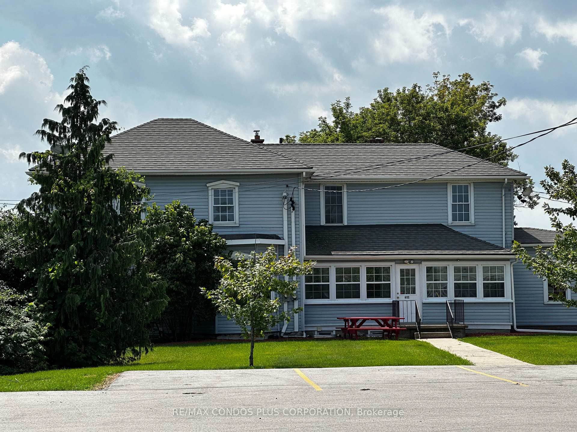 758 Niagara Stone Road Unit 3