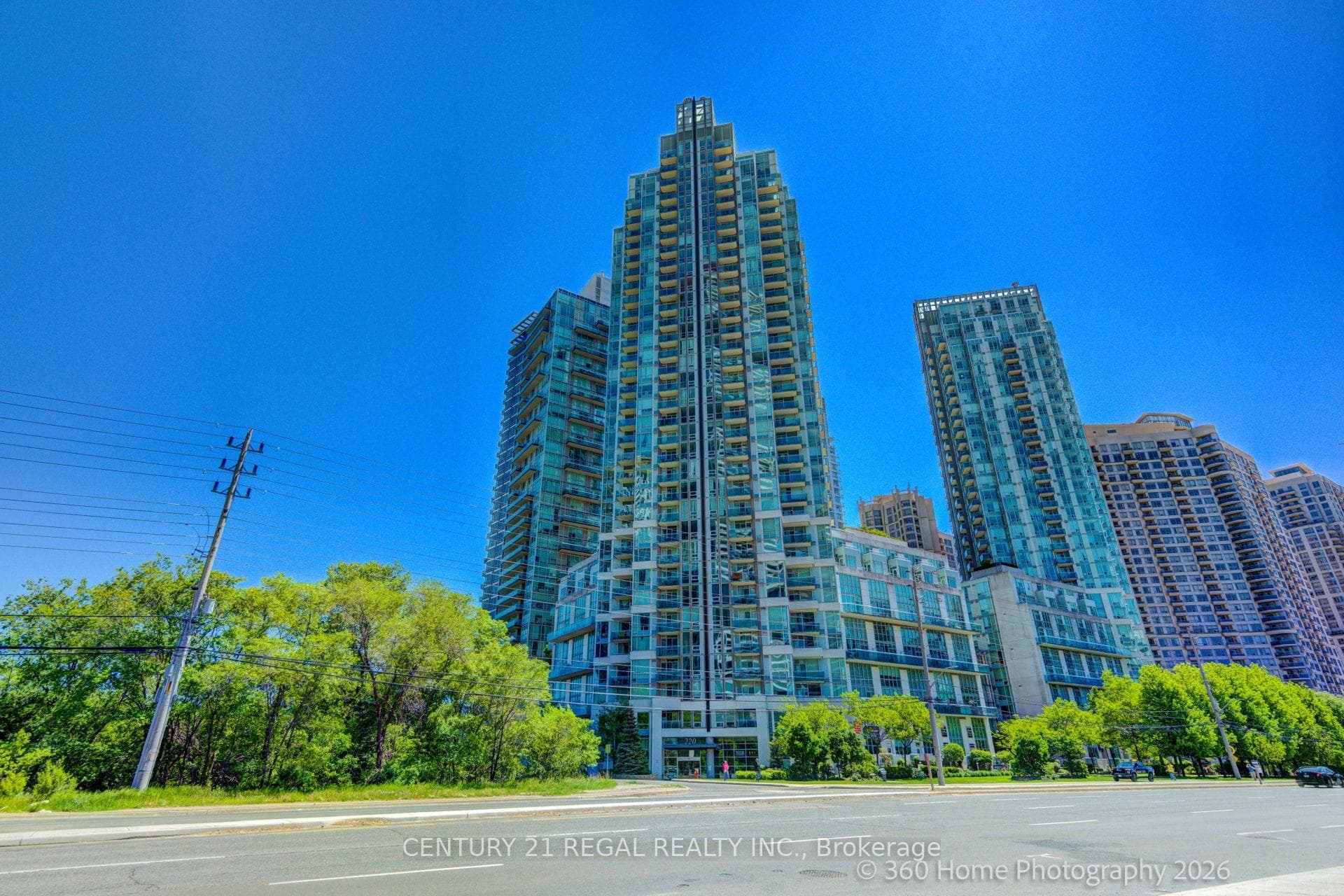 220 Burnhamthorpe Road Unit 3004
