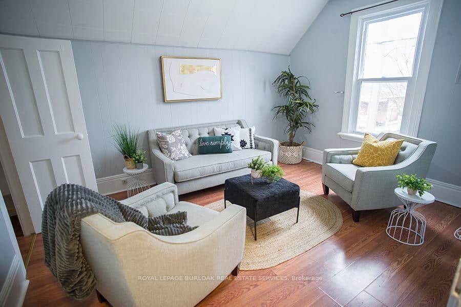 67 Terrace Hill Street Unit Upper