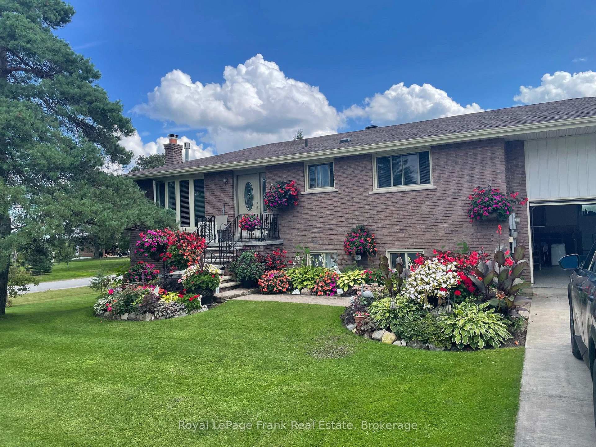 378 Old Surrey Lane