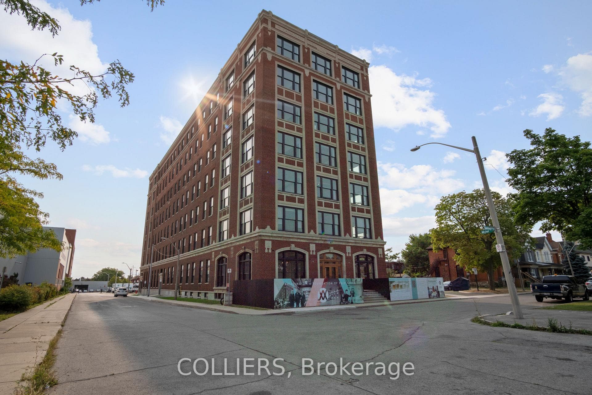 286 Sanford Avenue Unit 701