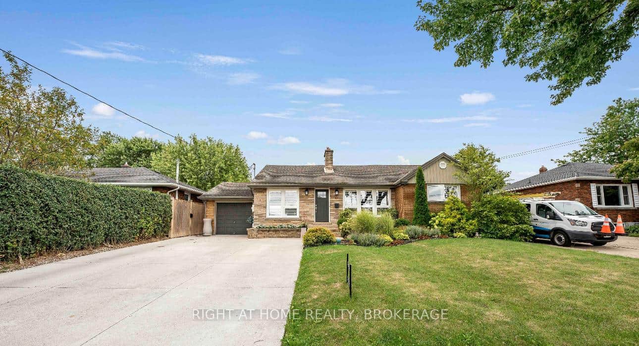 Welcome to 57 Metcalfe St, Thorold