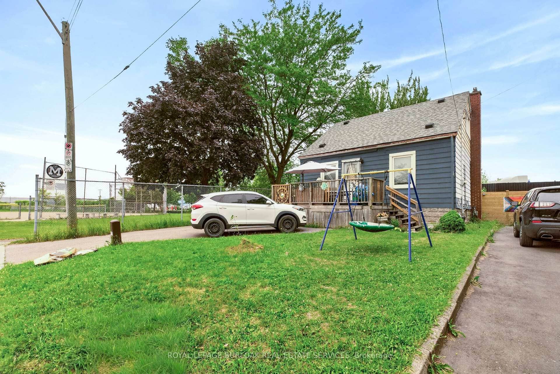 1 Mahony Avenue