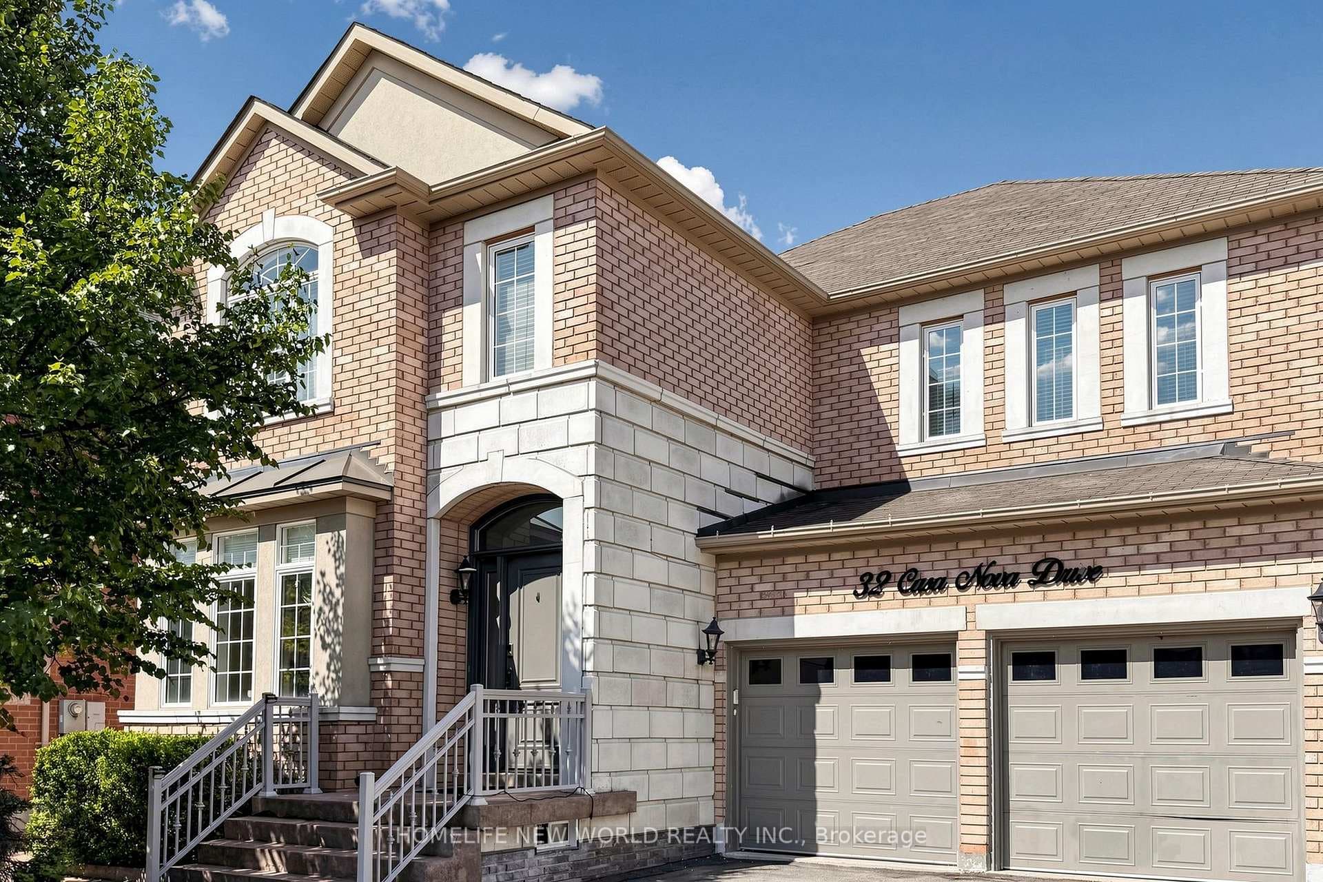 32 Casa Nova Drive