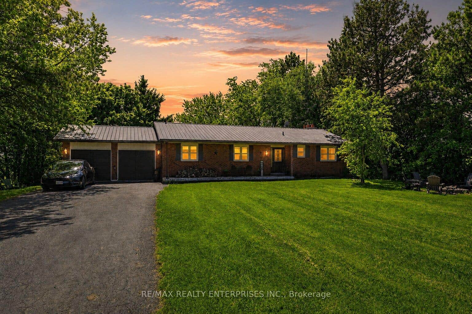 6543 Chippewa Road