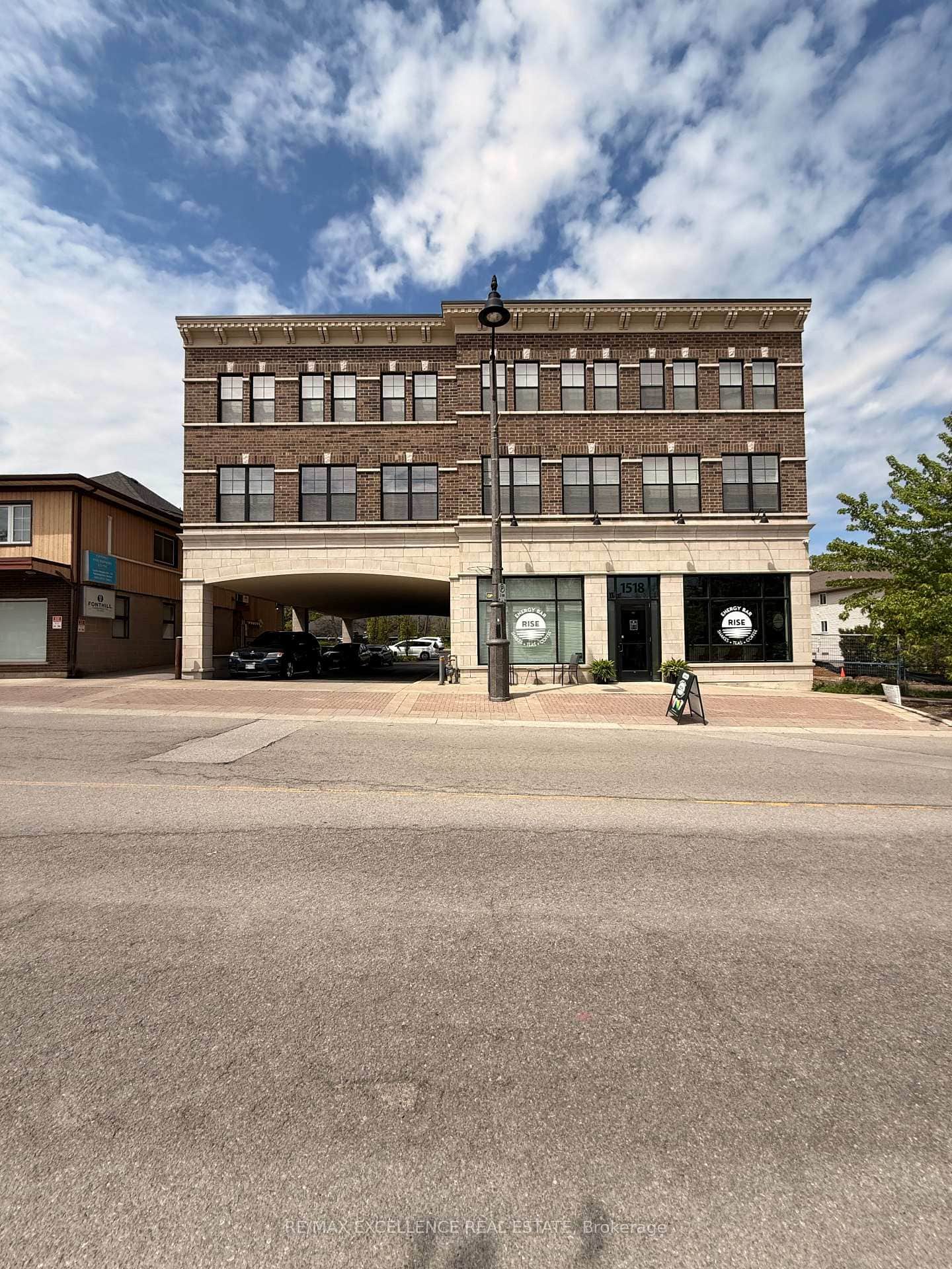 1518 Pelham Street Unit 102