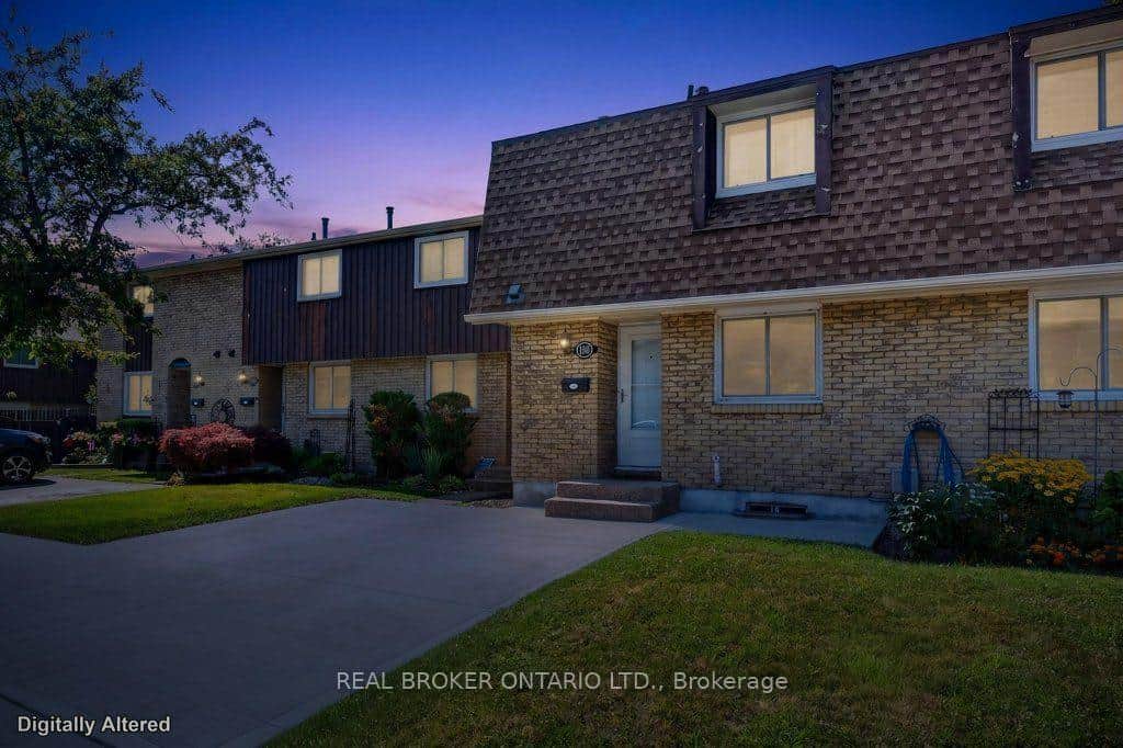 50 Lakeshore Road Unit 101
