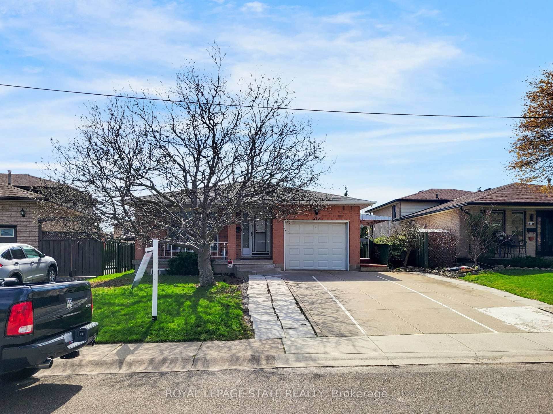 216 Ravenbury Drive Unit 2