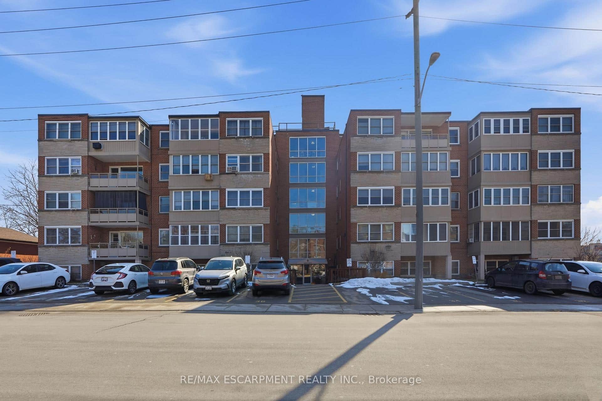 9 GRANT Boulevard Unit 106
