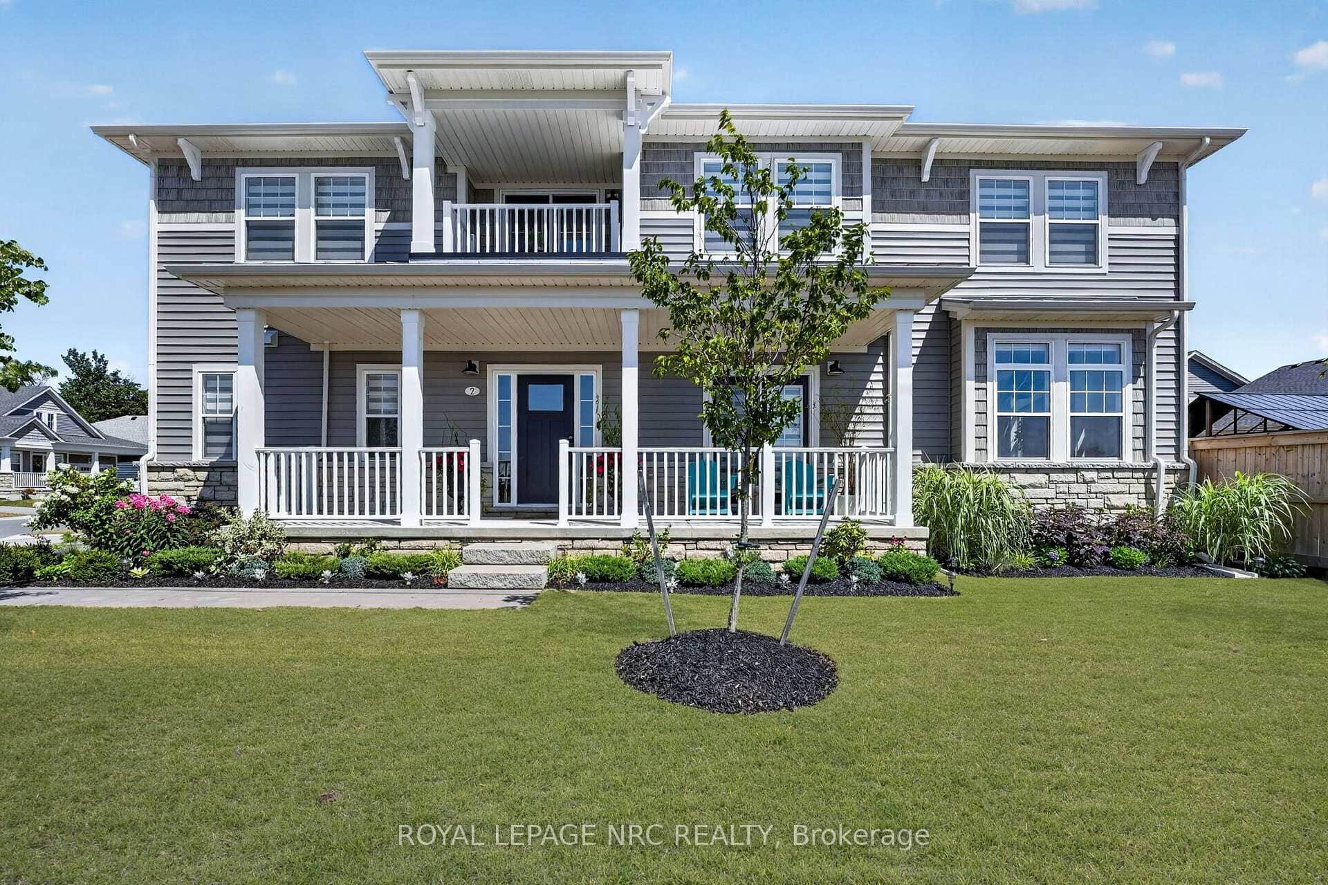 2 Beachwalk Crescent