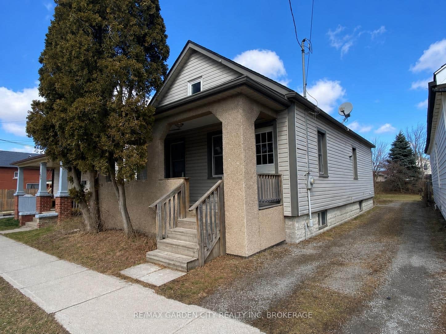 200 Lincoln Street