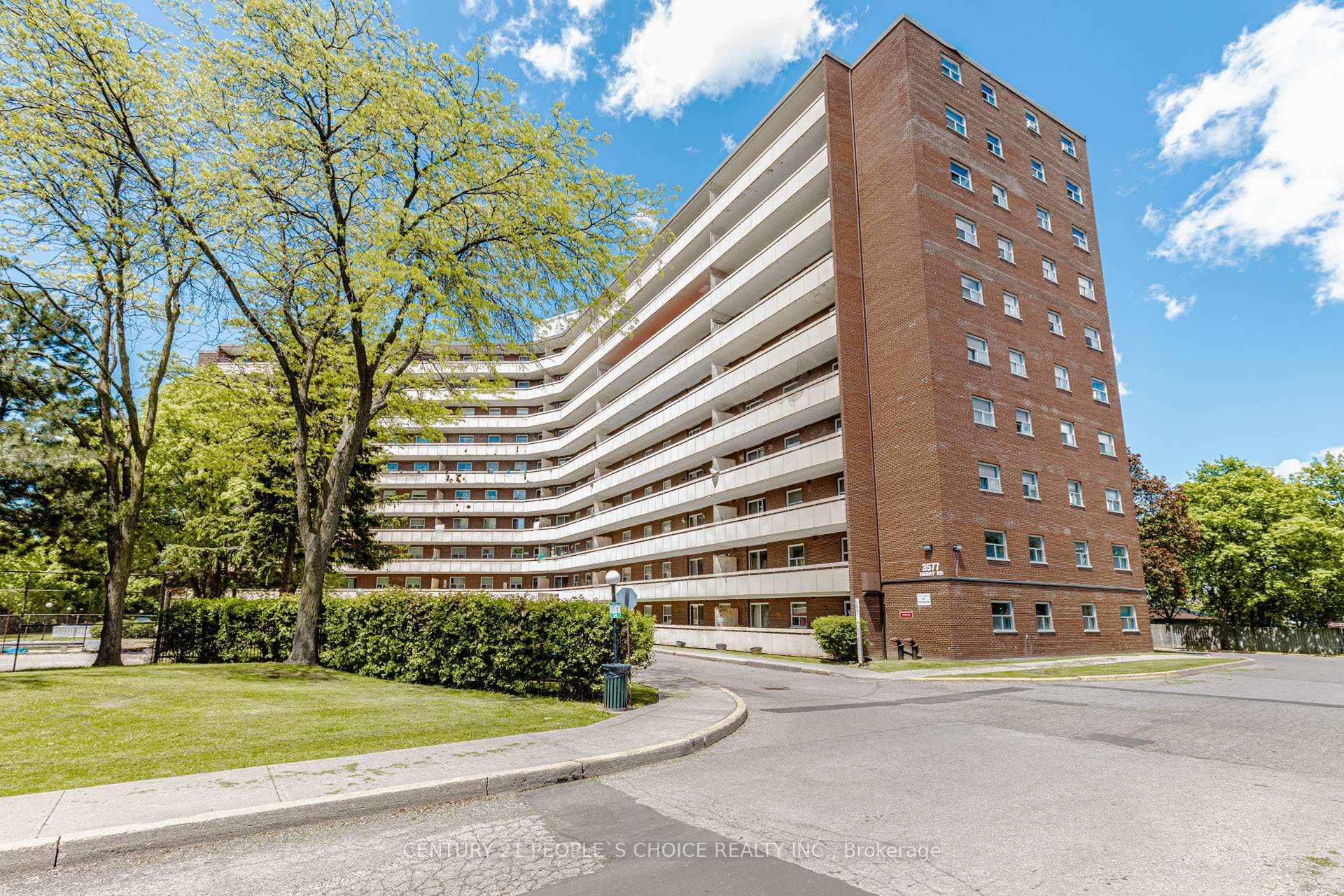 3577 Derry Road Unit 906