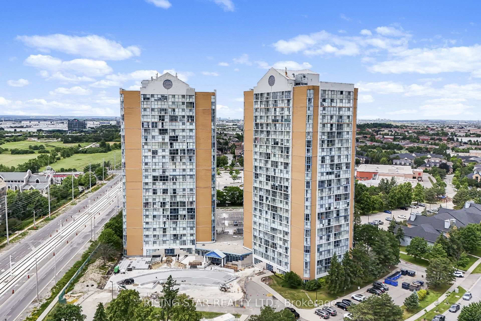 35 Trailwood Drive Unit 311