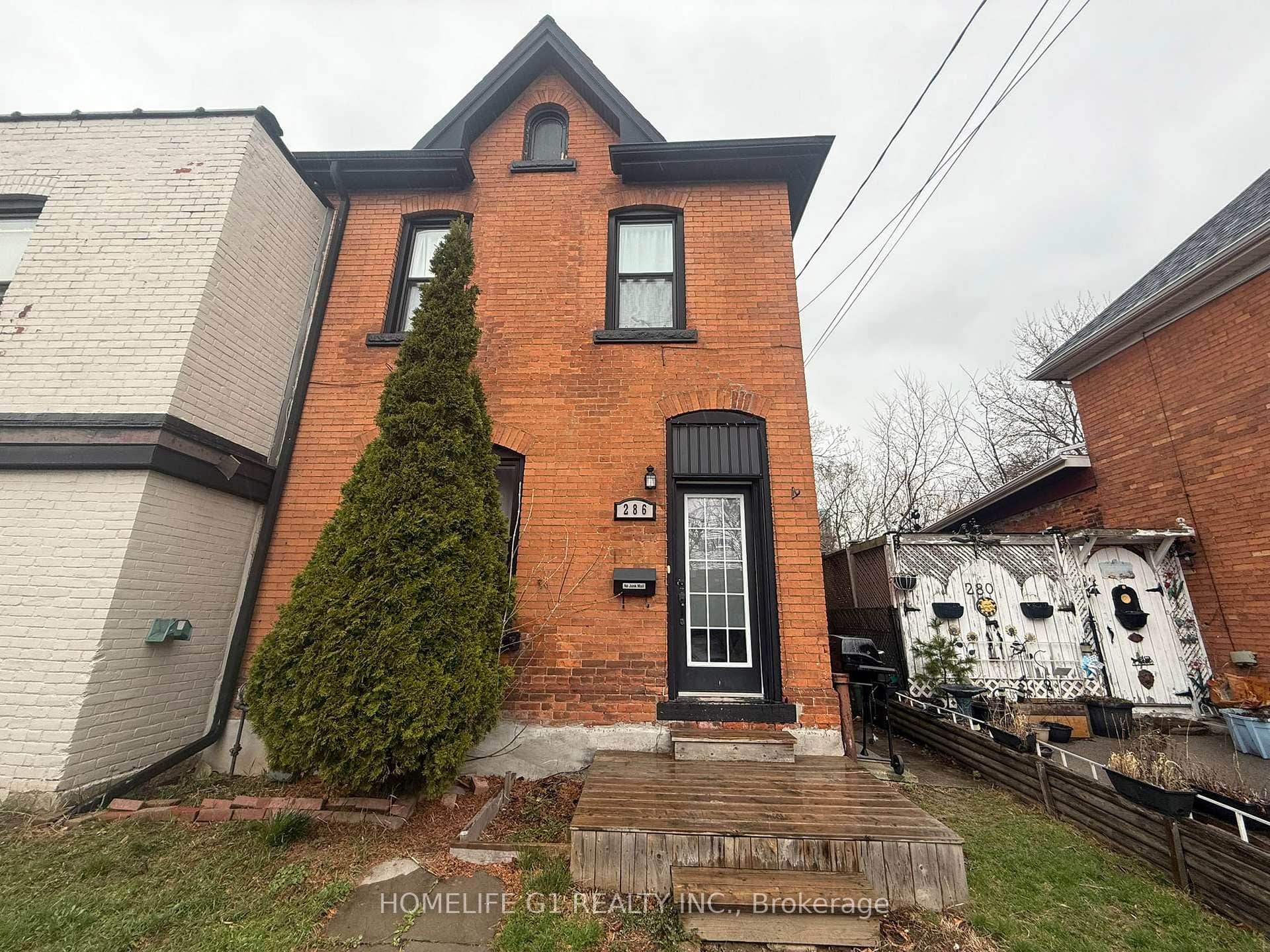 286 Hunter Street