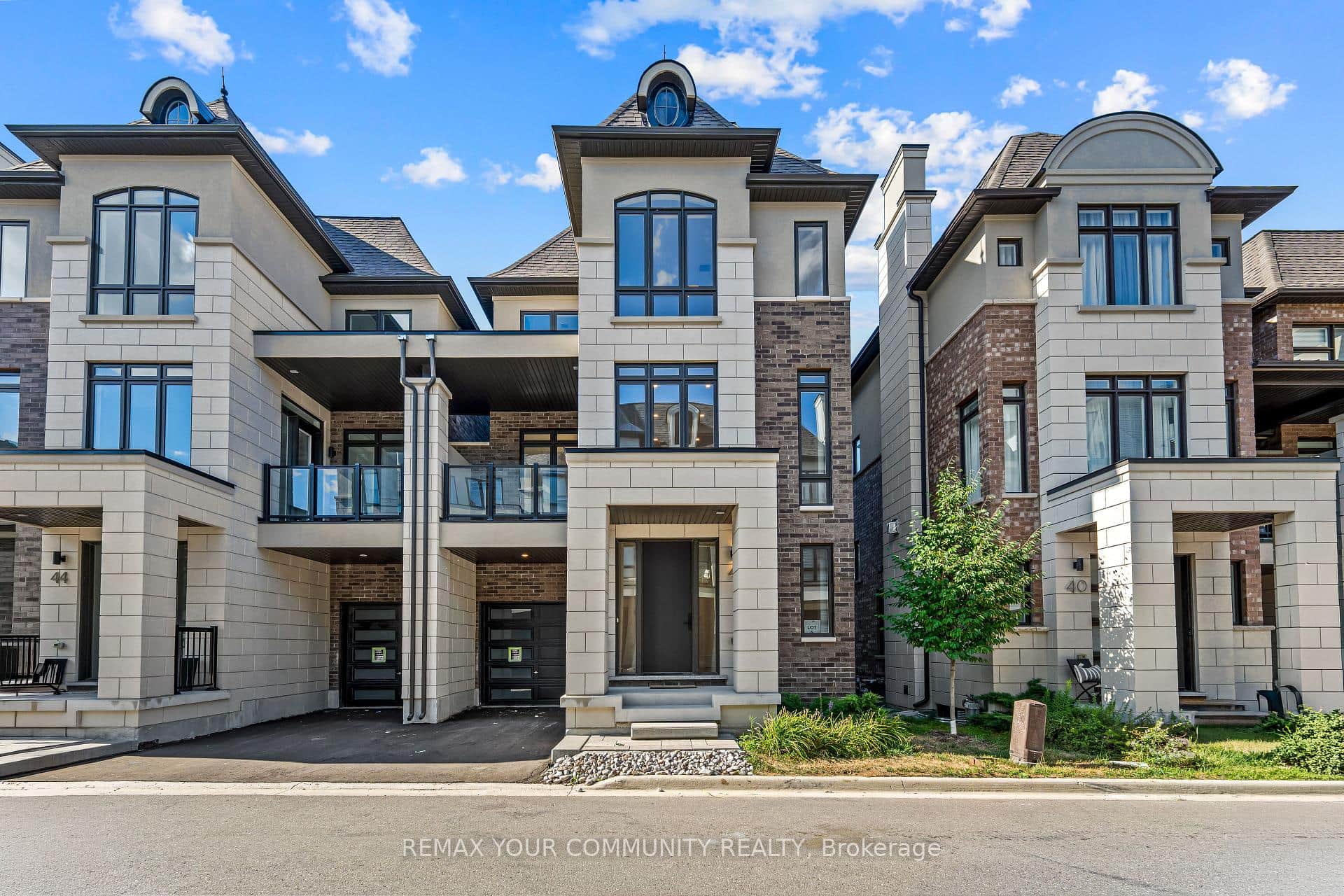 42 Globemaster Lane