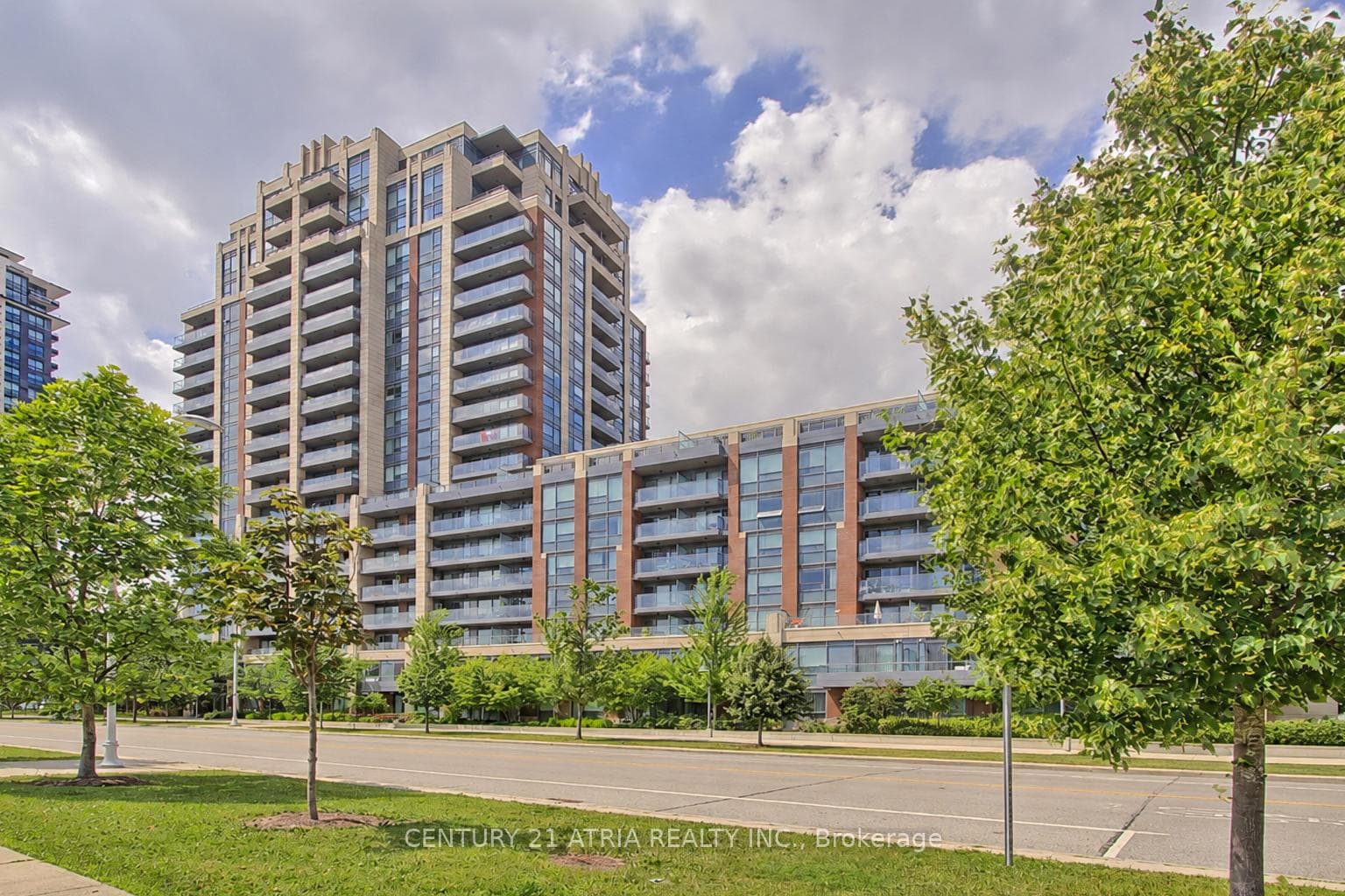 18 Uptown Drive Unit 223