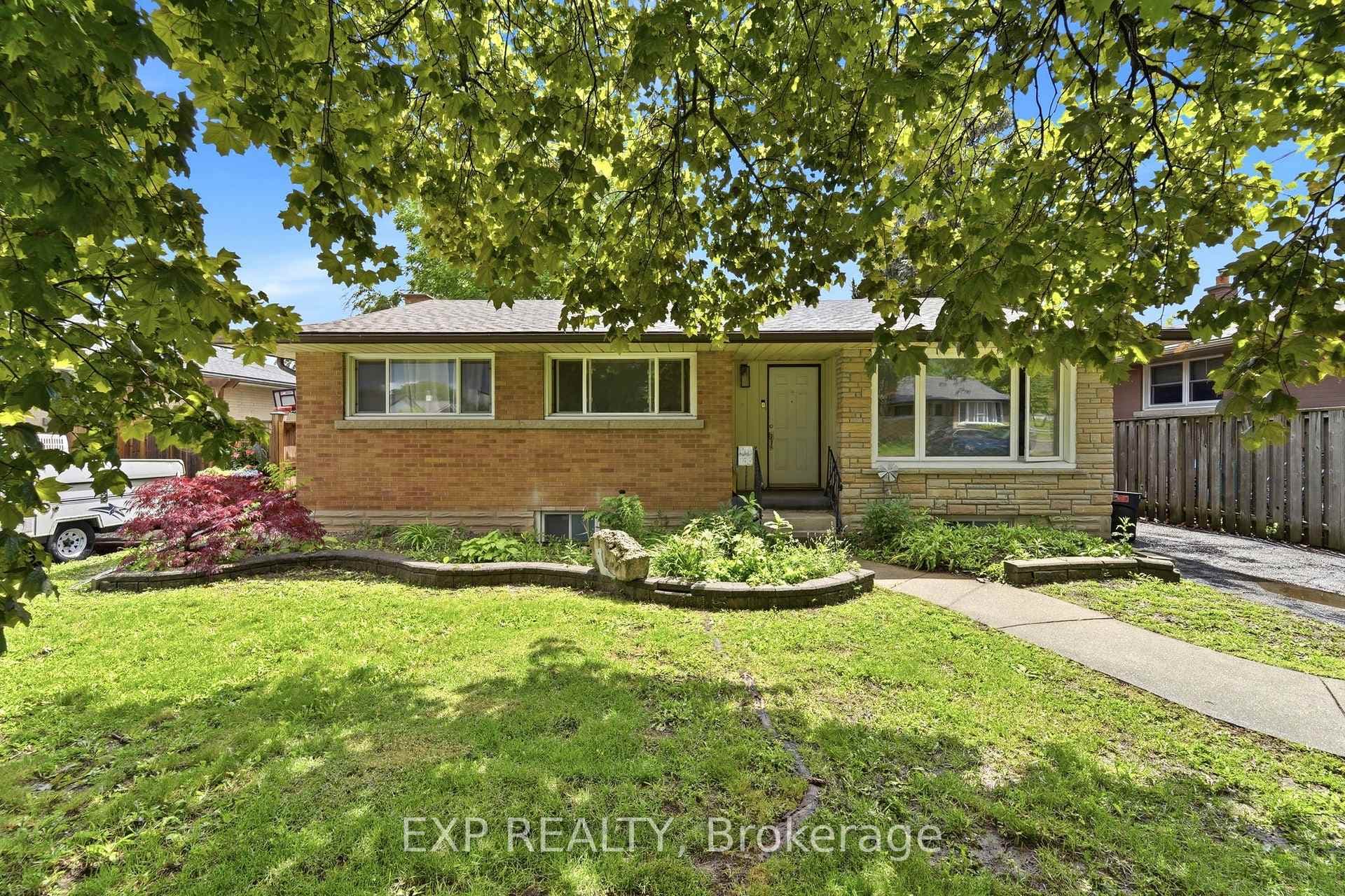 133 Kingslea Drive Unit MAIN